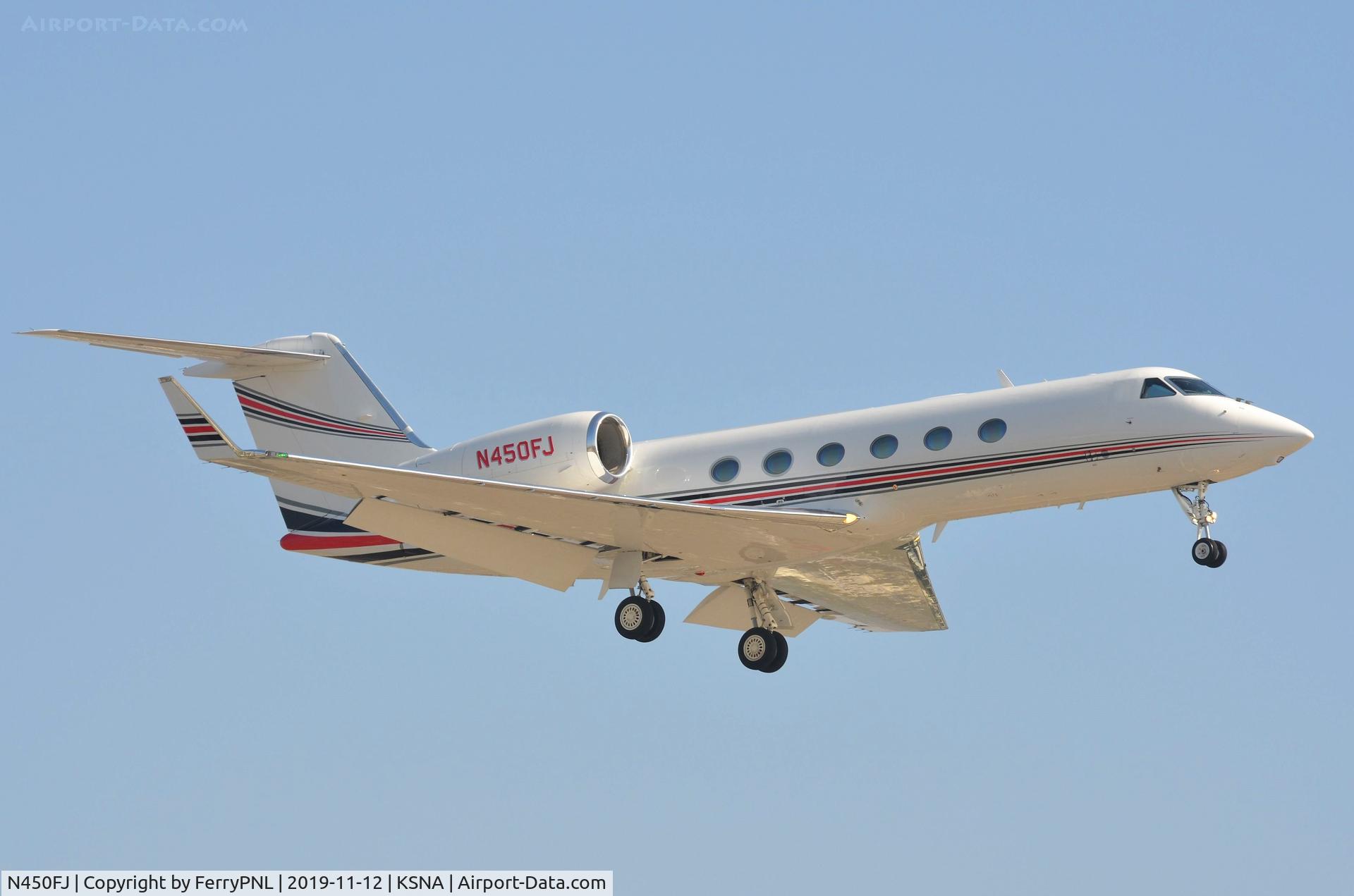 N450FJ, 2017 Gulfstream Aerospace GIV-X (G450) C/N 4360, G450 laning in SNA