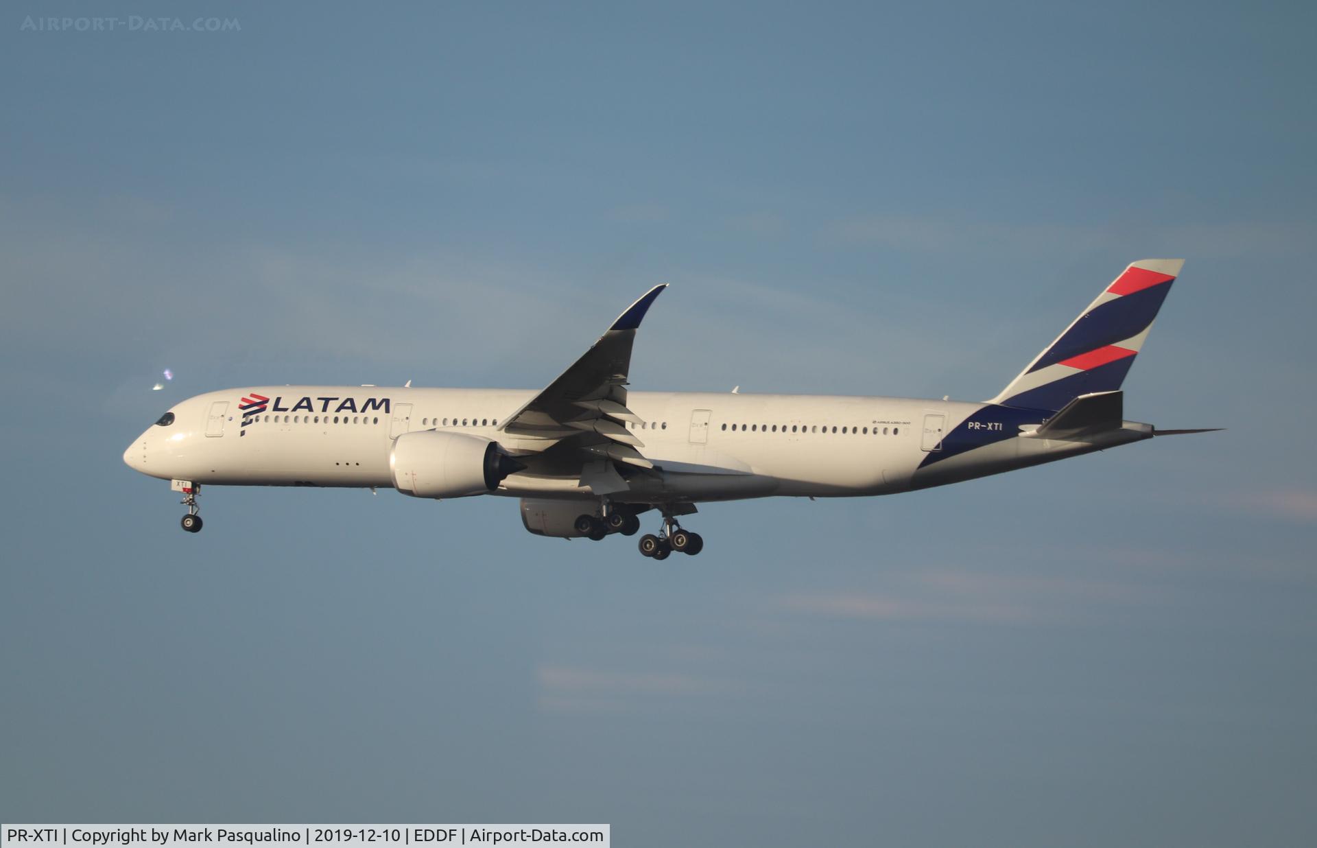 PR-XTI, 2018 Airbus A350-941 C/N 250, Airbus A350-941