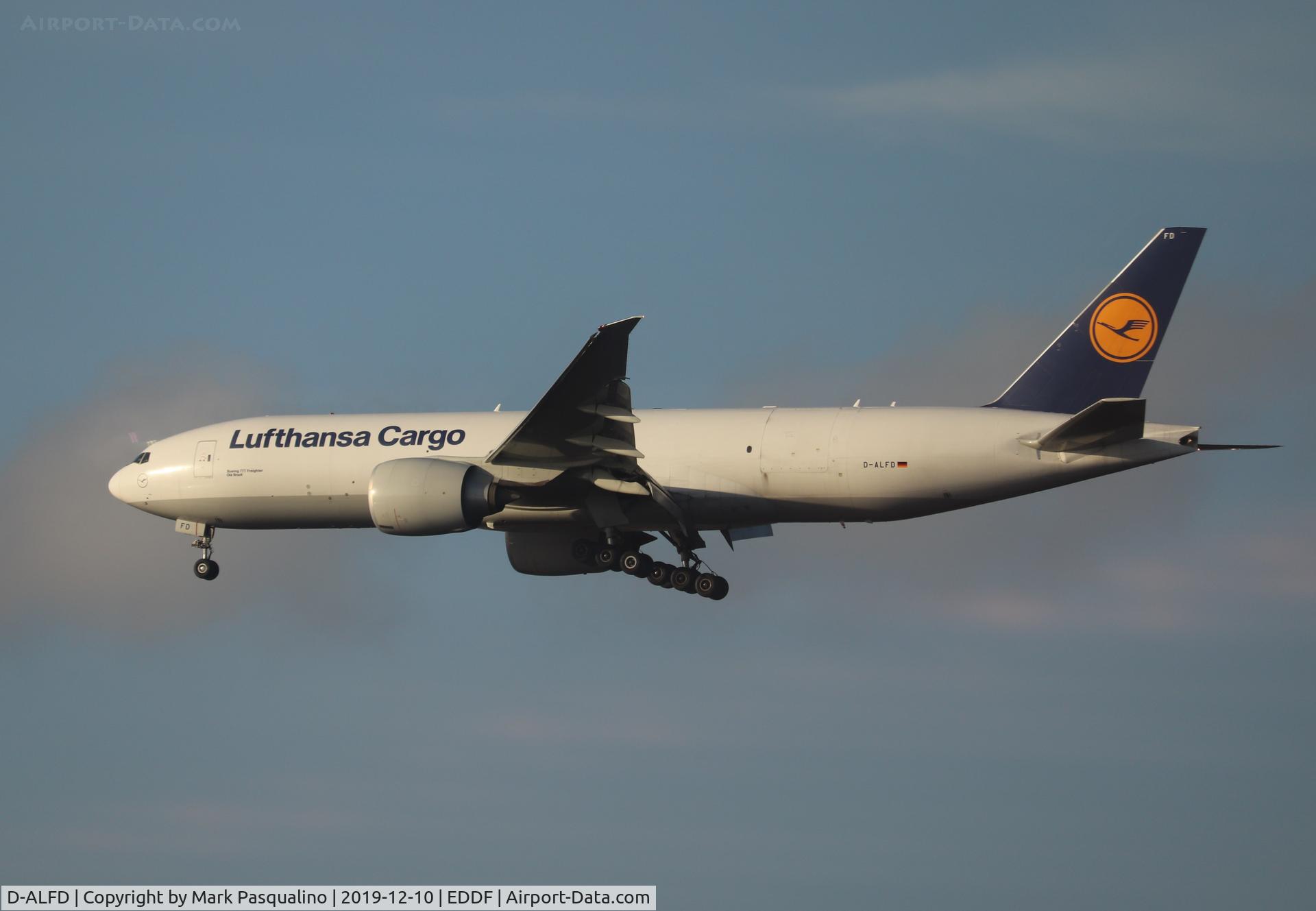 D-ALFD, 2014 Boeing 777-FBT C/N 41677, Boeing 777-FBT