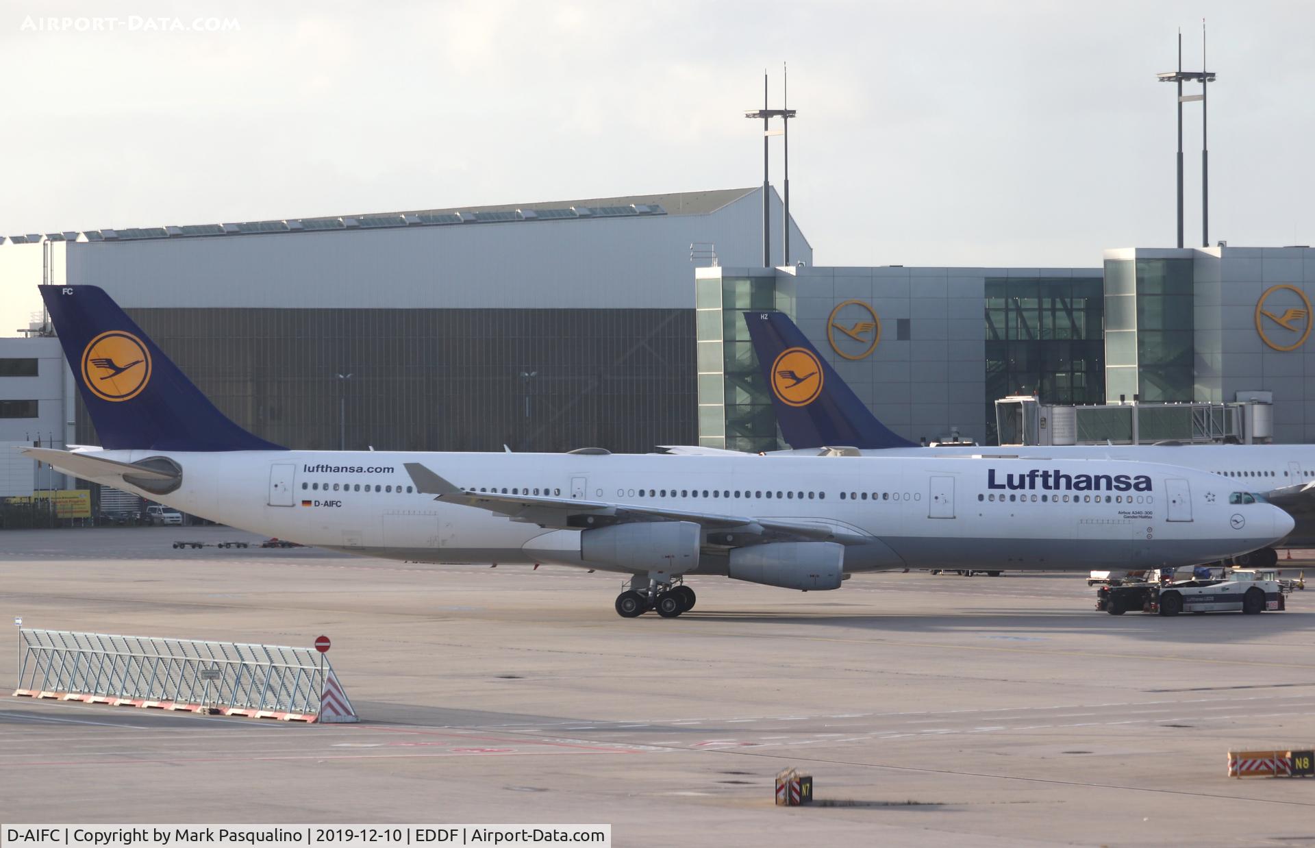 D-AIFC, 2000 Airbus A340-313X C/N 379, Airbus A340-313X