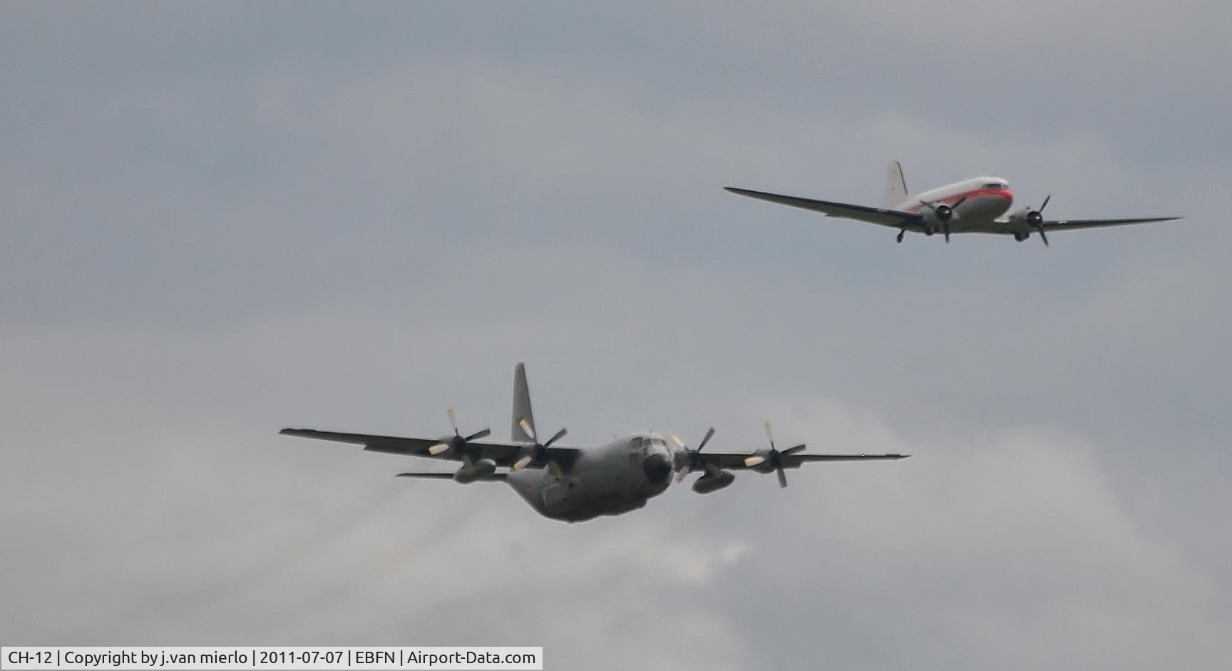 CH-12, 1971 Lockheed C-130H Hercules C/N 382-4483, In pursuit of DC3 N49AG Koksijde 2011