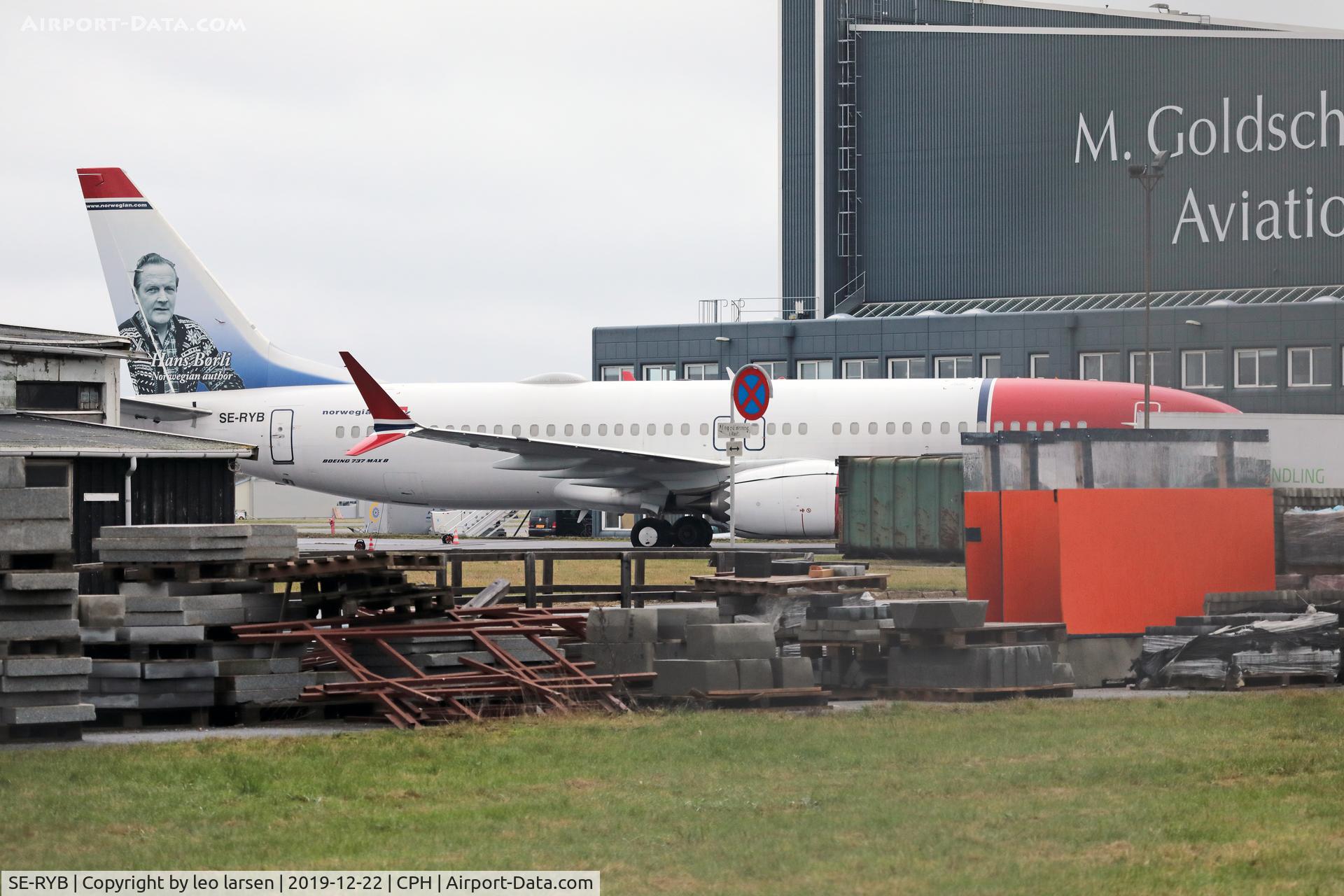 SE-RYB, 2018 Boeing 737-8 MAX C/N 63970, Copenhagen 22.12.2019 in storage.