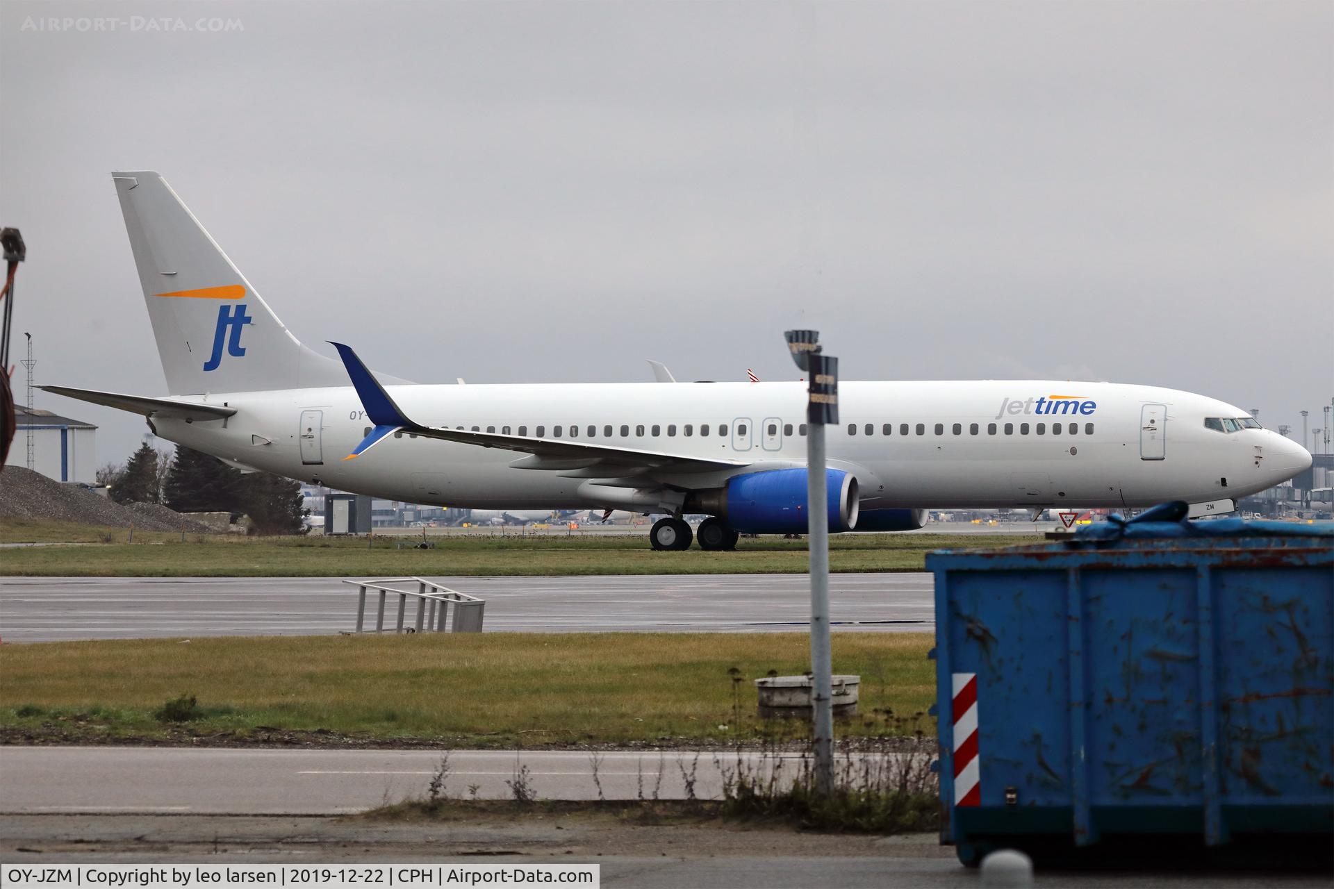 OY-JZM, 2006 Boeing 737-8K5 C/N 34688, Copenhagen 22.12.2019