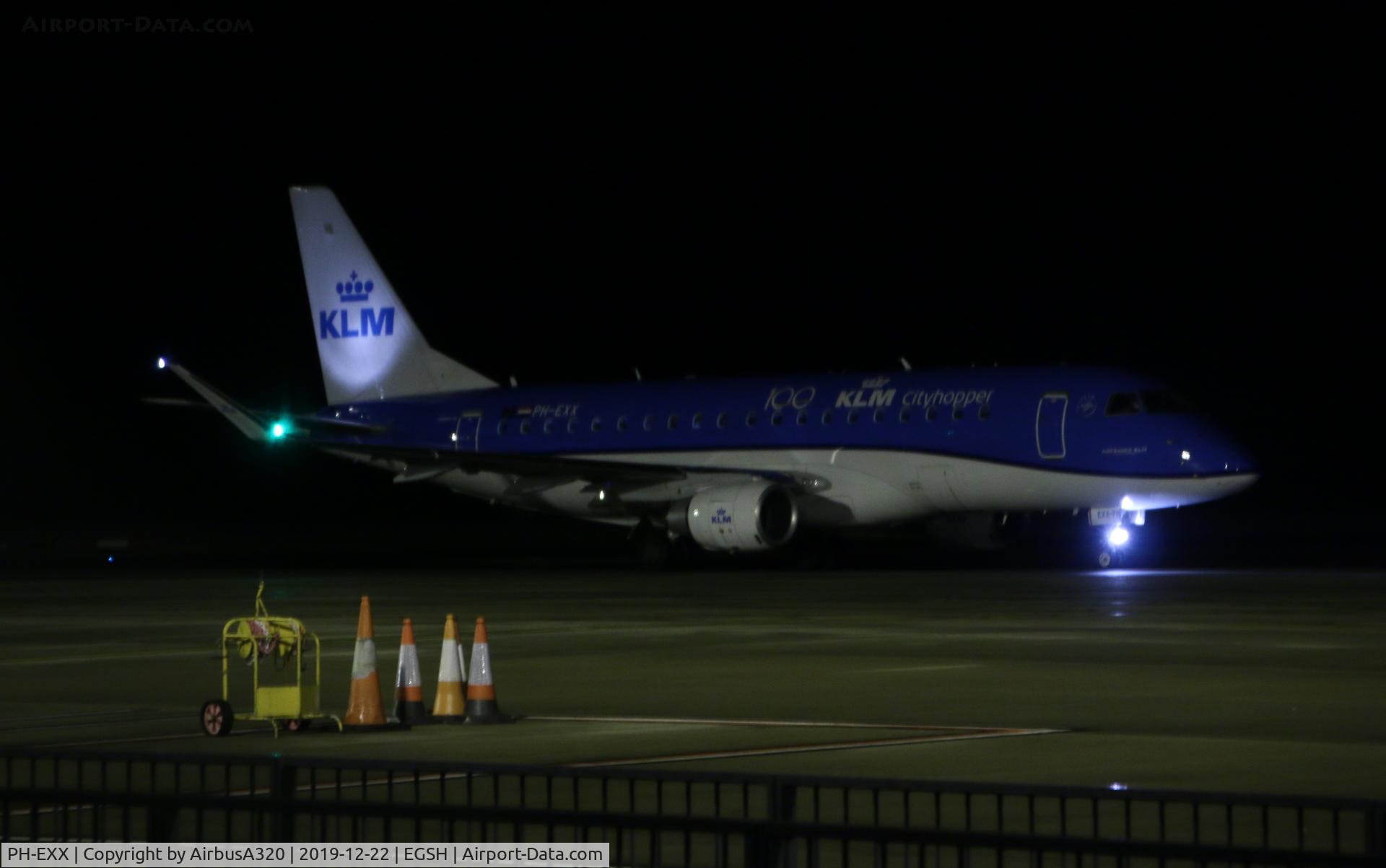 PH-EXX, 2018 Embraer 175STD (ERJ-170-200) C/N 17000711, Departing on the early evening NW-AMS route