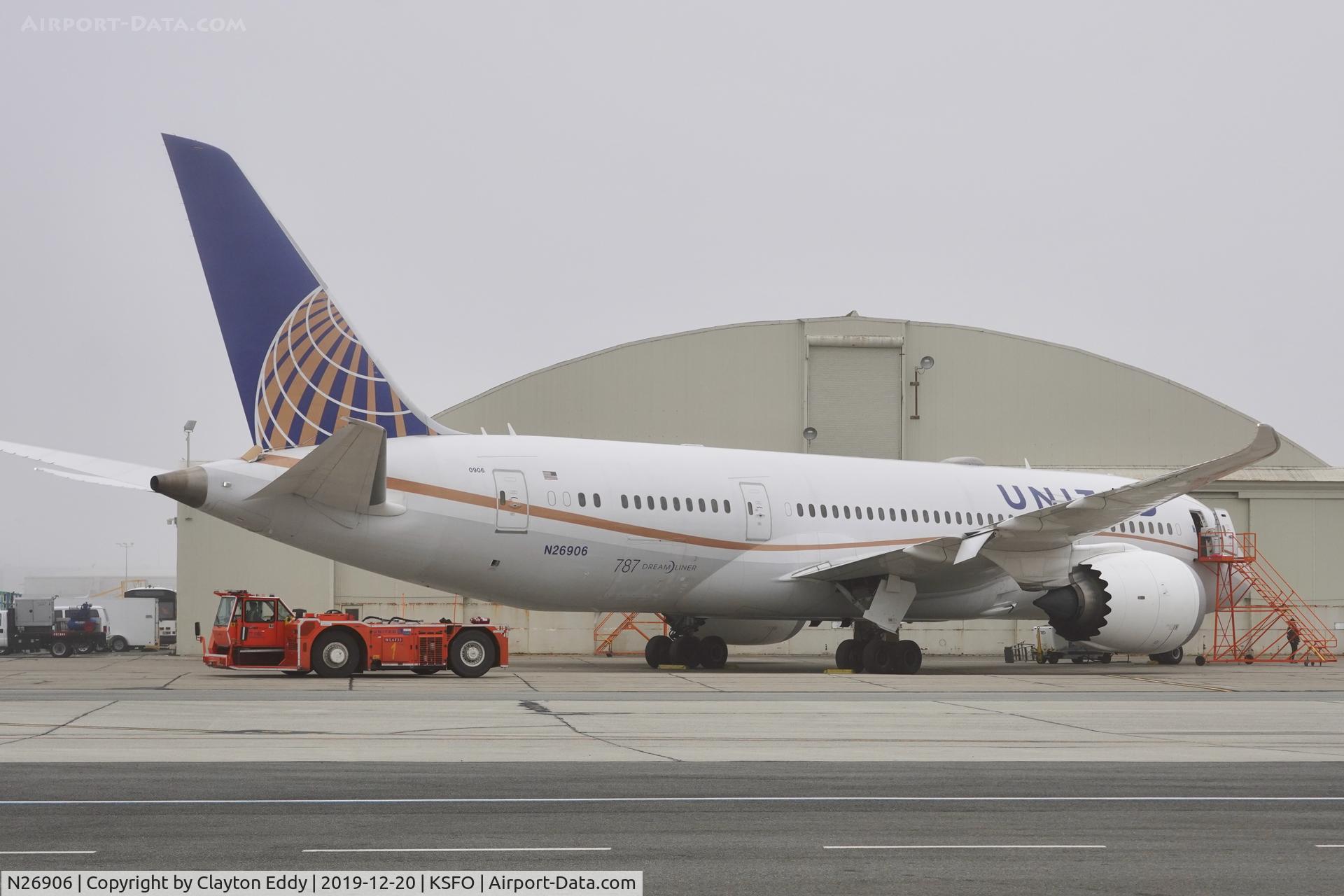 N26906, 2012 Boeing 787-8 Dreamliner C/N 34829, SFO 2019.