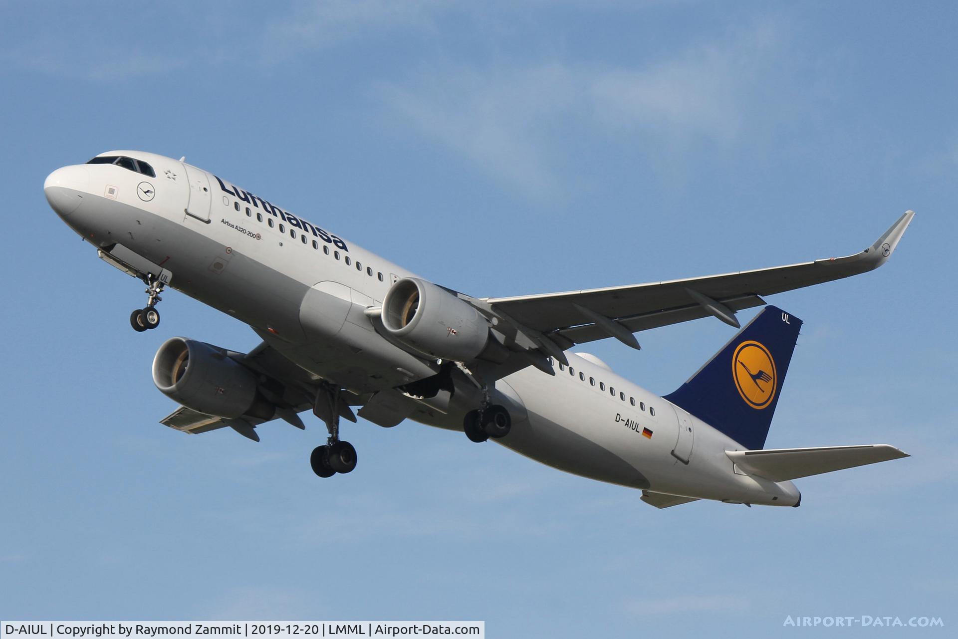 D-AIUL, 2015 Airbus A320-214 C/N 6521, A320 D-AIUL Lufthansa