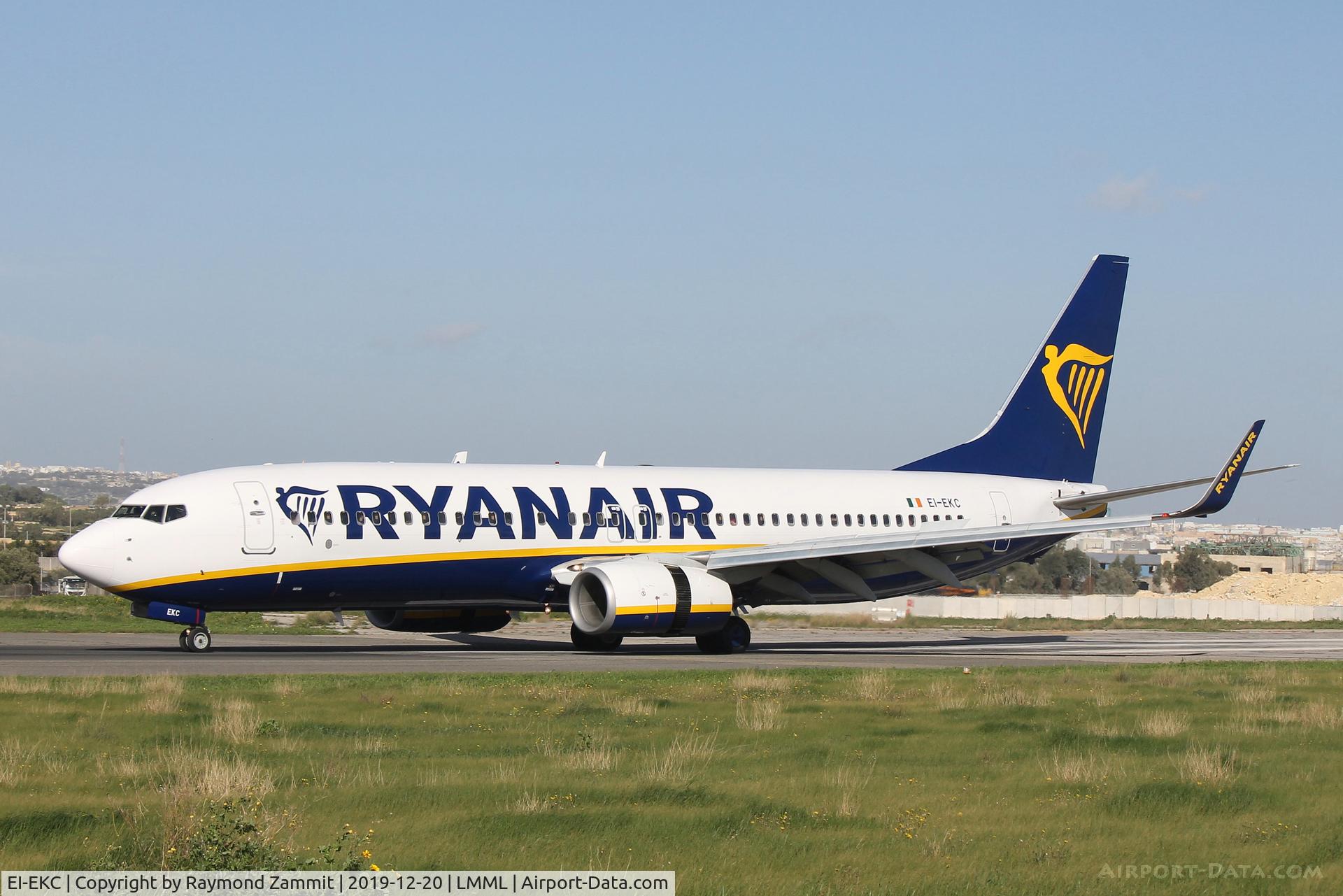 EI-EKC, 2009 Boeing 737-8AS C/N 38495, B737-800 EI-EKC Ryanair