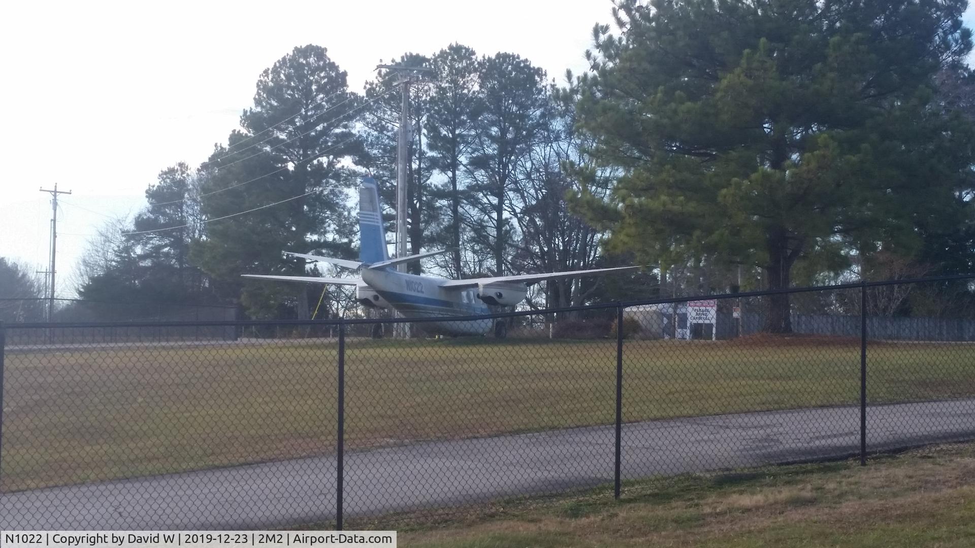 N1022, 1957 Aero Commander 680 C/N 532201, Aircraft is Gate Guard at 2M2 in poor condition