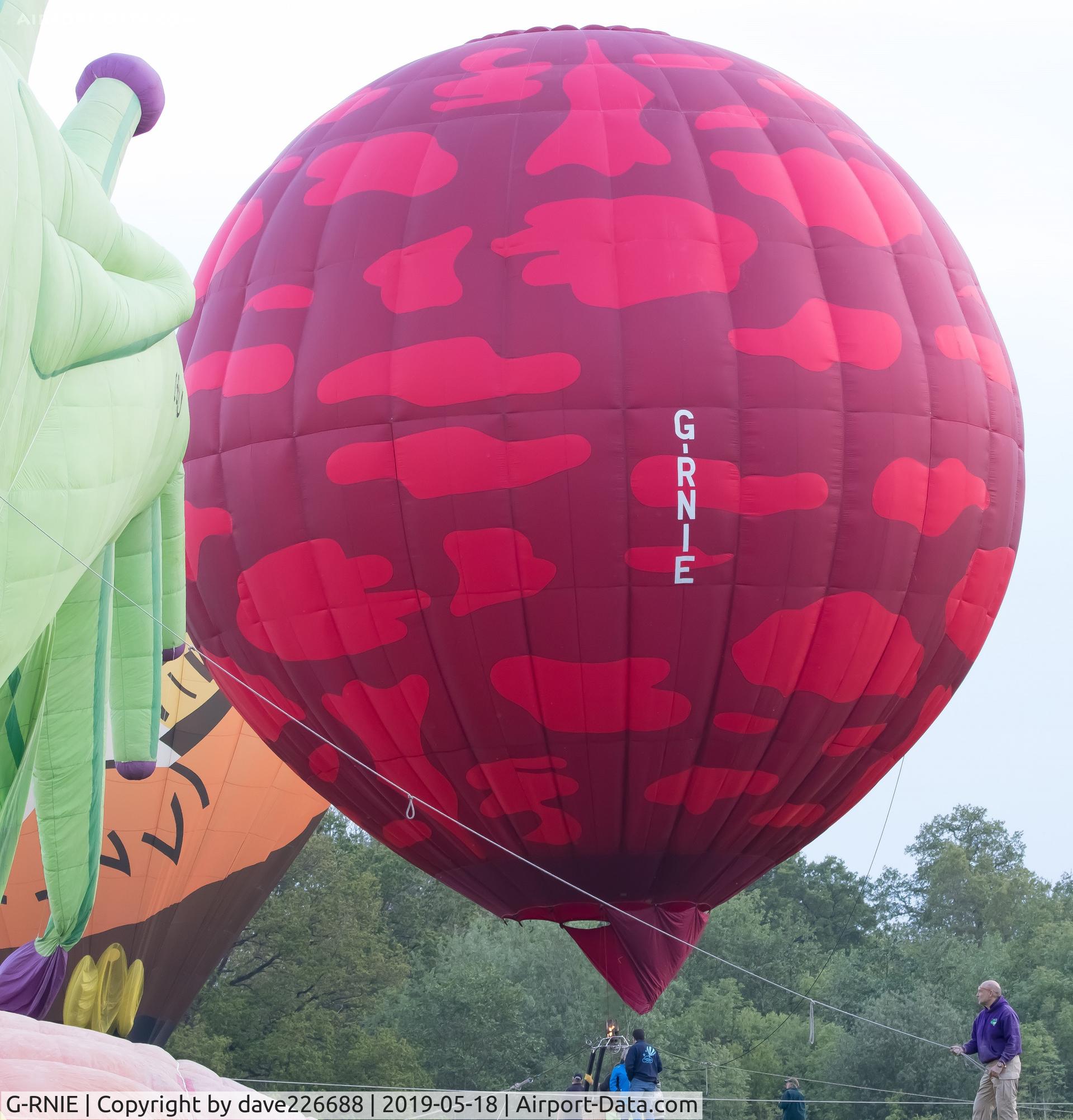 G-RNIE, 1990 Cameron Balloons Ltd Ball-70 C/N 2333, G RNIE on tethered display - Midlands Air Festival 2019