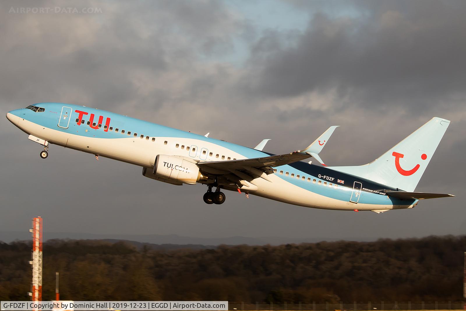 G-FDZF, 2008 Boeing 737-8K5 C/N 35138, Departing RWY 27