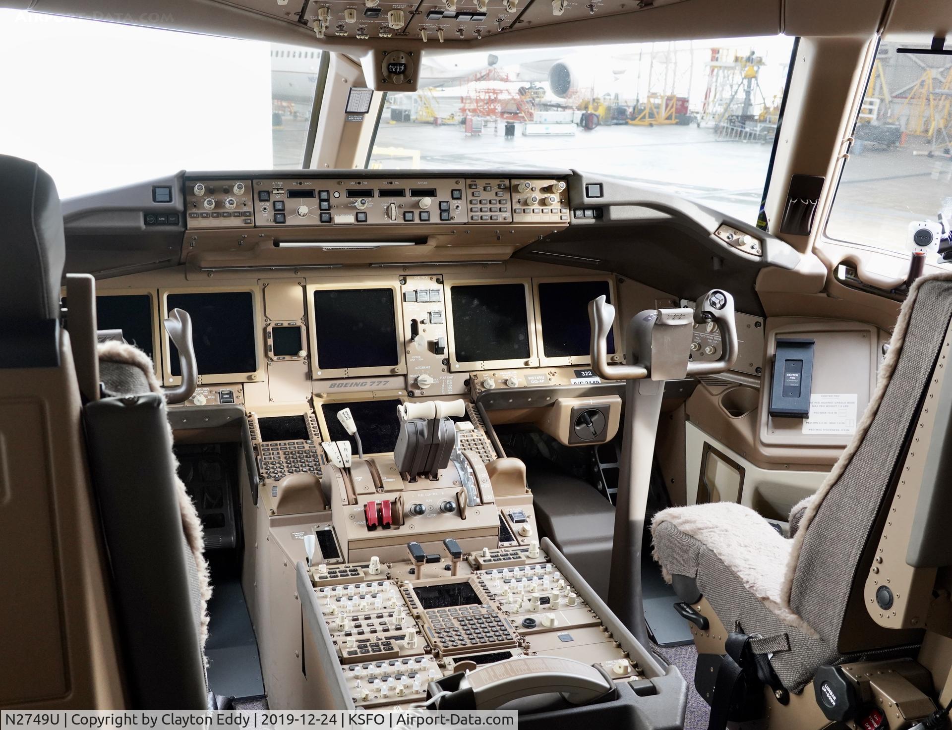 N2749U, 2019 Boeing 777-300/ER C/N 66589, SFO 2019.