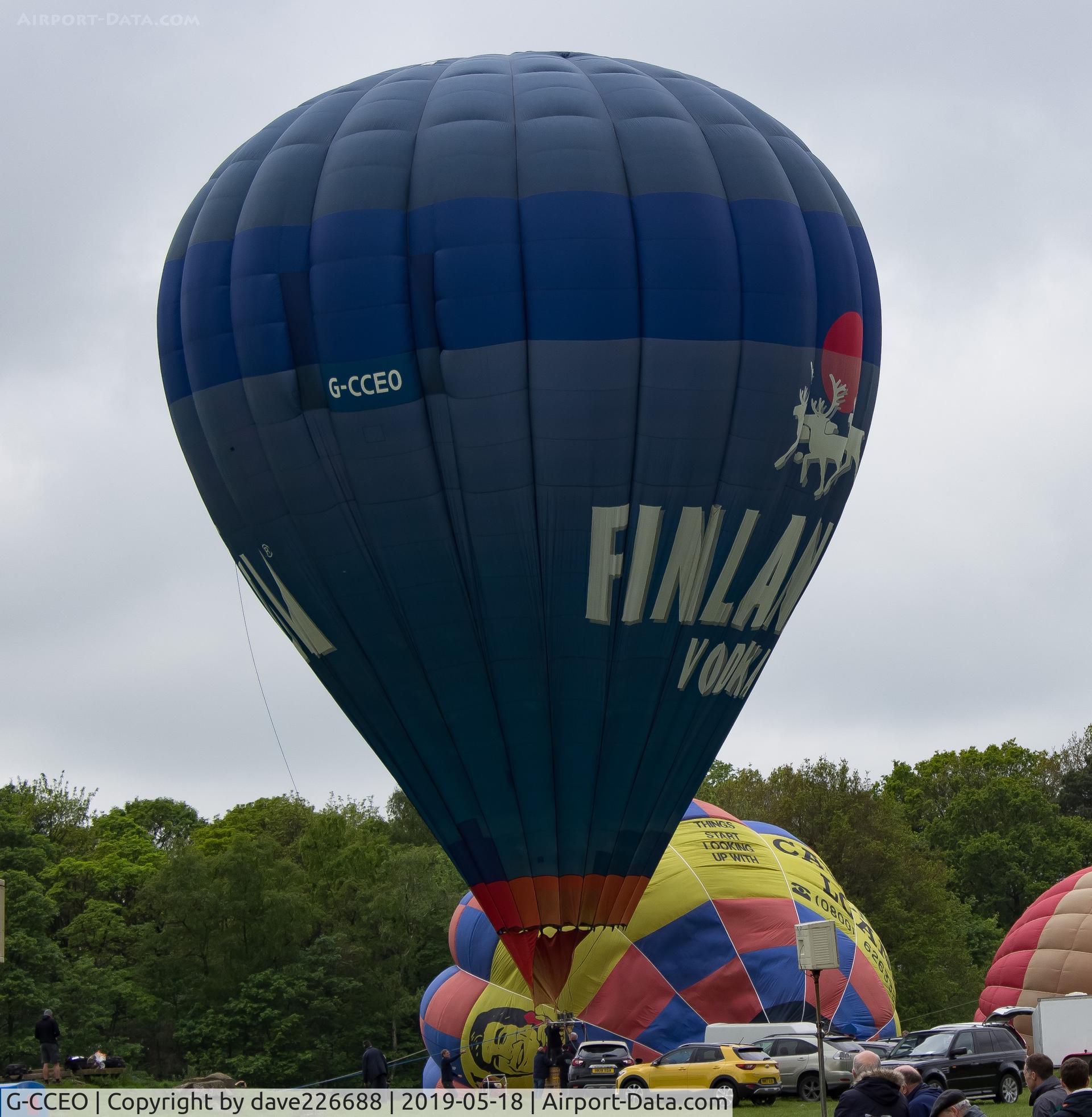 G-CCEO, 1999 Cameron Balloons Thunder AX10-180 S2 C/N 4634, G CCEO on tethered display at the Midlands Air Festival 2019