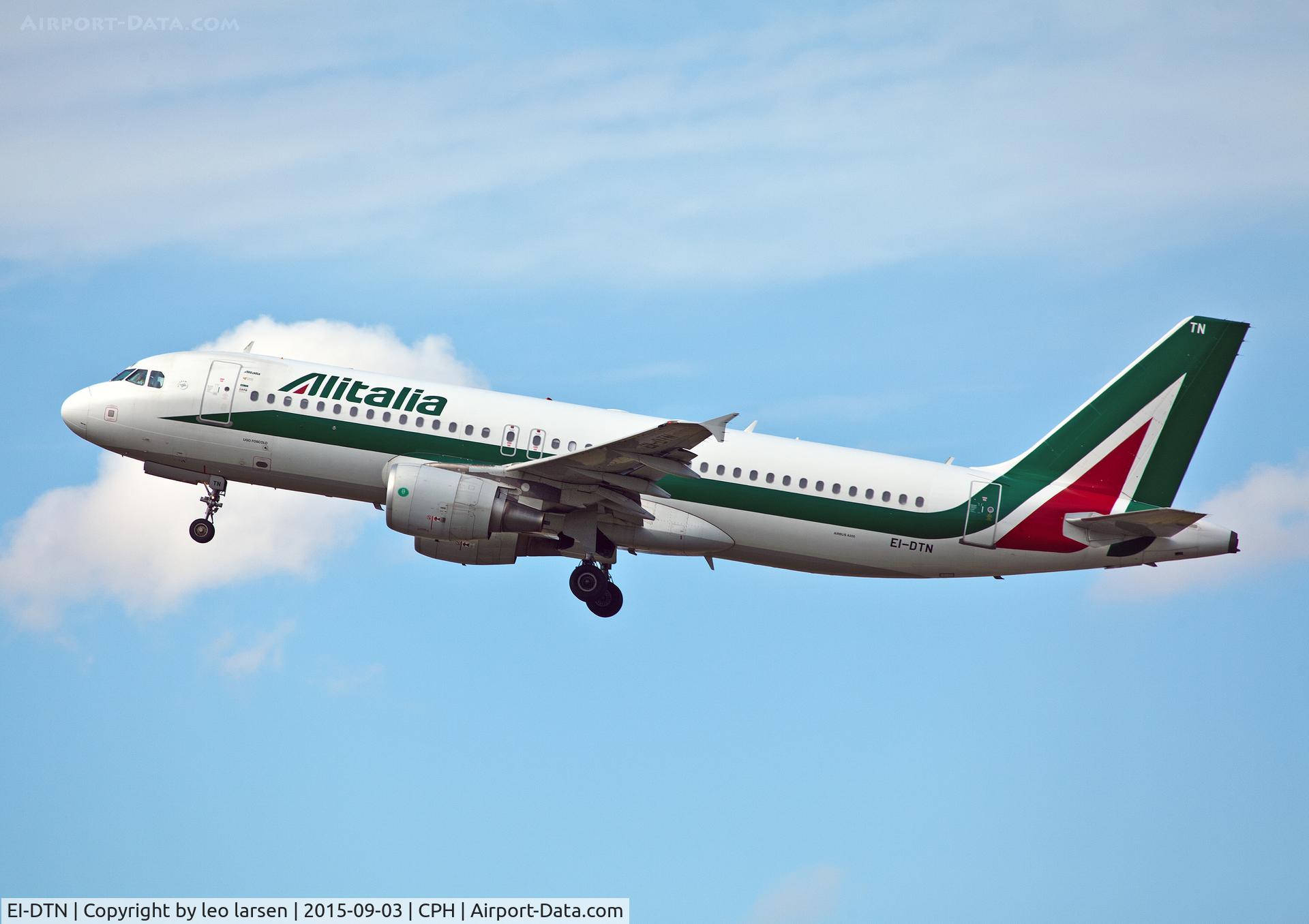 EI-DTN, 2009 Airbus A320-216 C/N 4143, Copenhagen 3.9.2015
