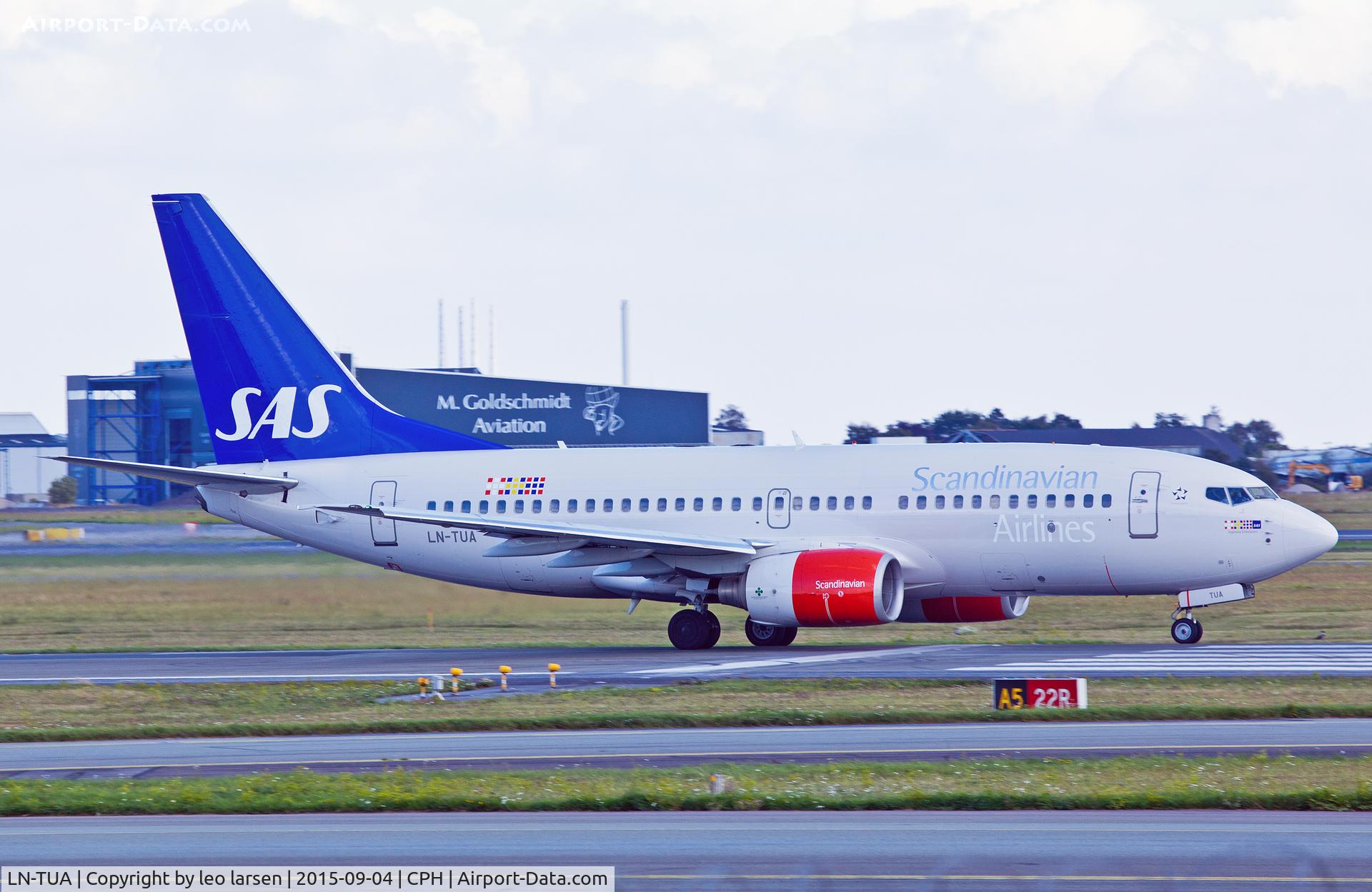 LN-TUA, 1998 Boeing 737-705 C/N 28211, Copenhagen 4.9.2015