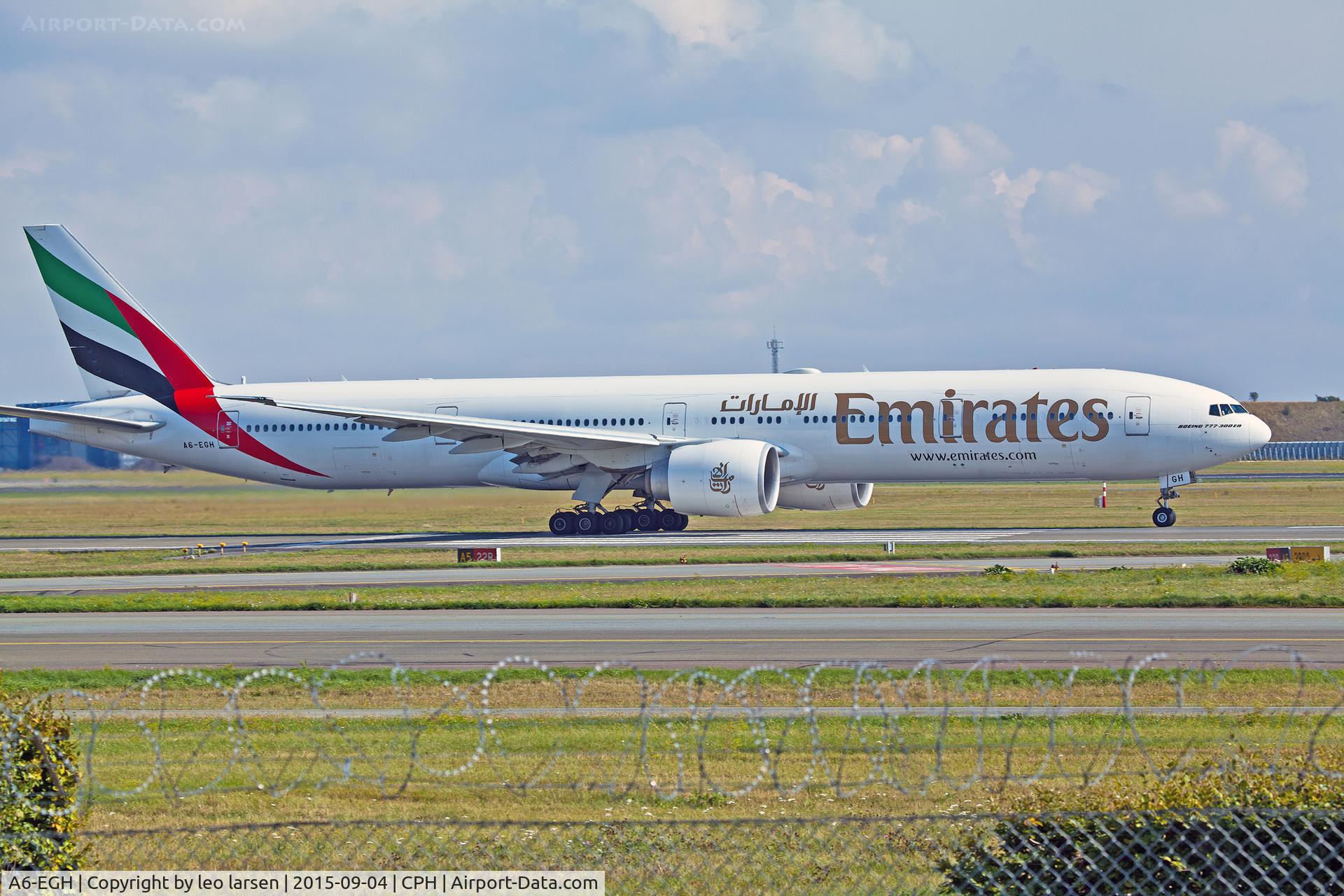 A6-EGH, 2011 Boeing 777-31H/ER C/N 35585, Copenhagen 4.9.2015