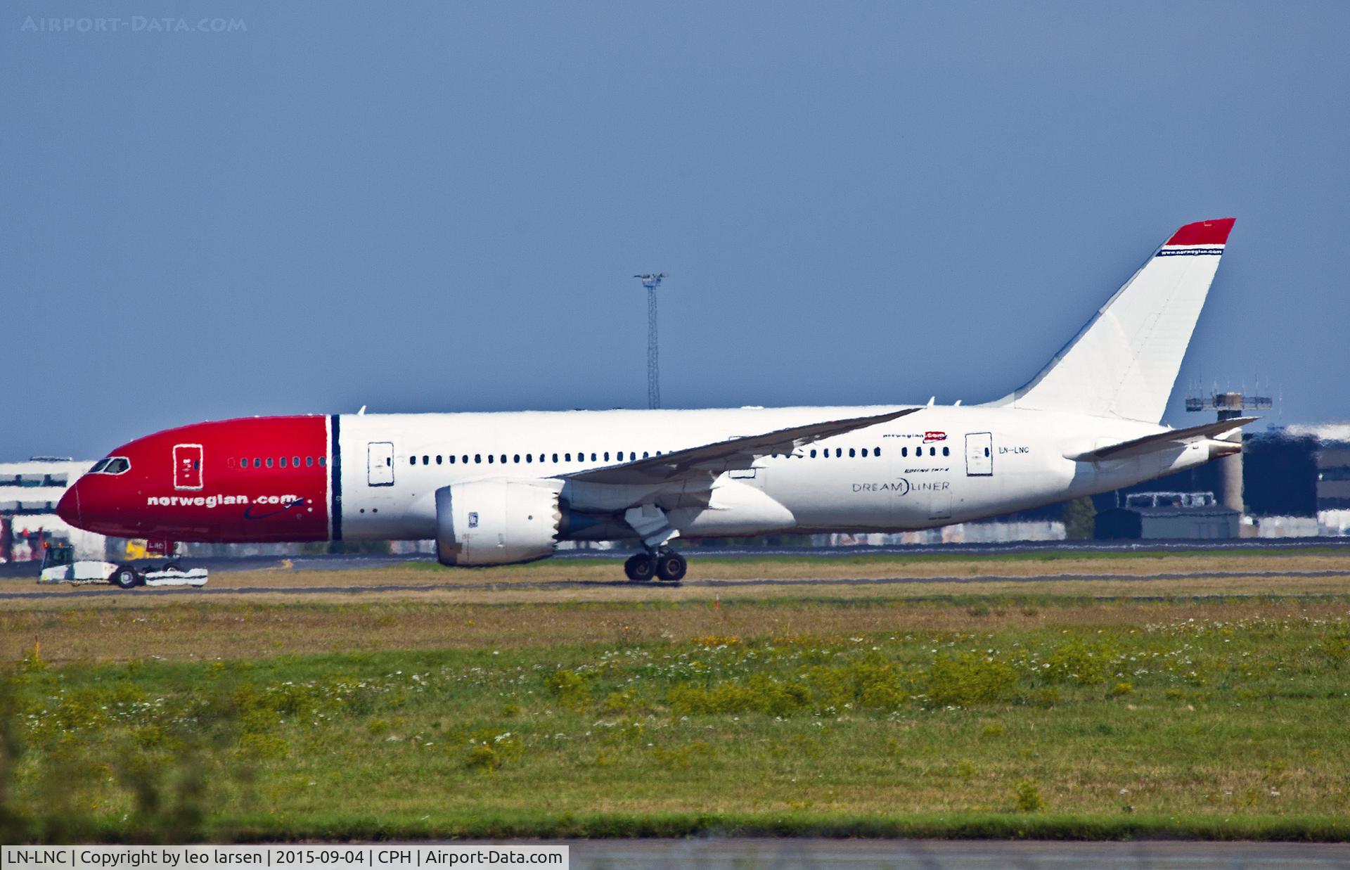 LN-LNC, 2013 Boeing 787-8 Dreamliner C/N 34795, Copenhagen 4.9.2015
