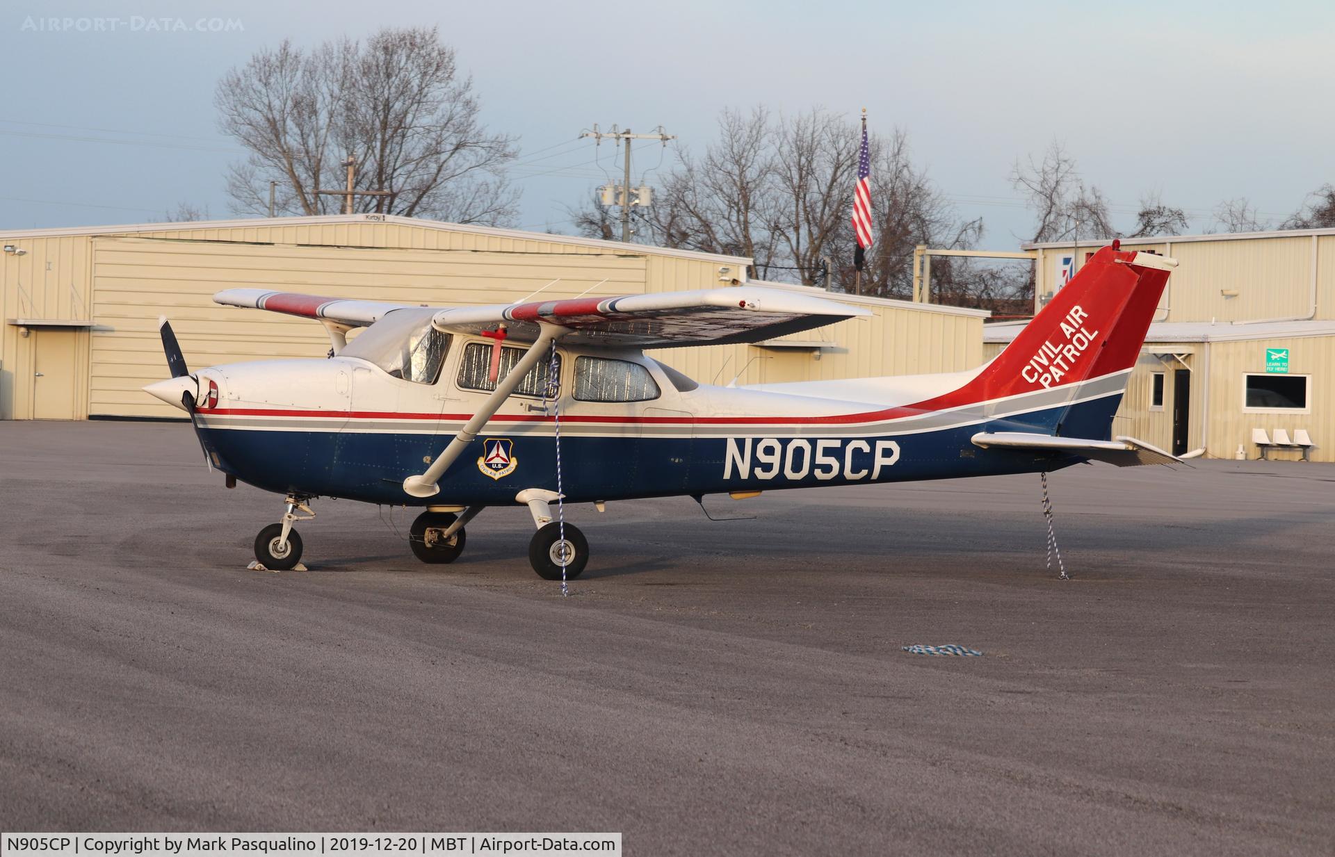 N905CP, 1999 Cessna 172S C/N 172S8329, Cessna 172S
