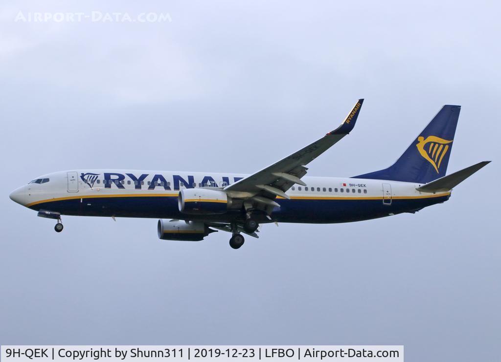 9H-QEK, 2018 Boeing 737-800 C/N 44830, Landing rwy 32L
