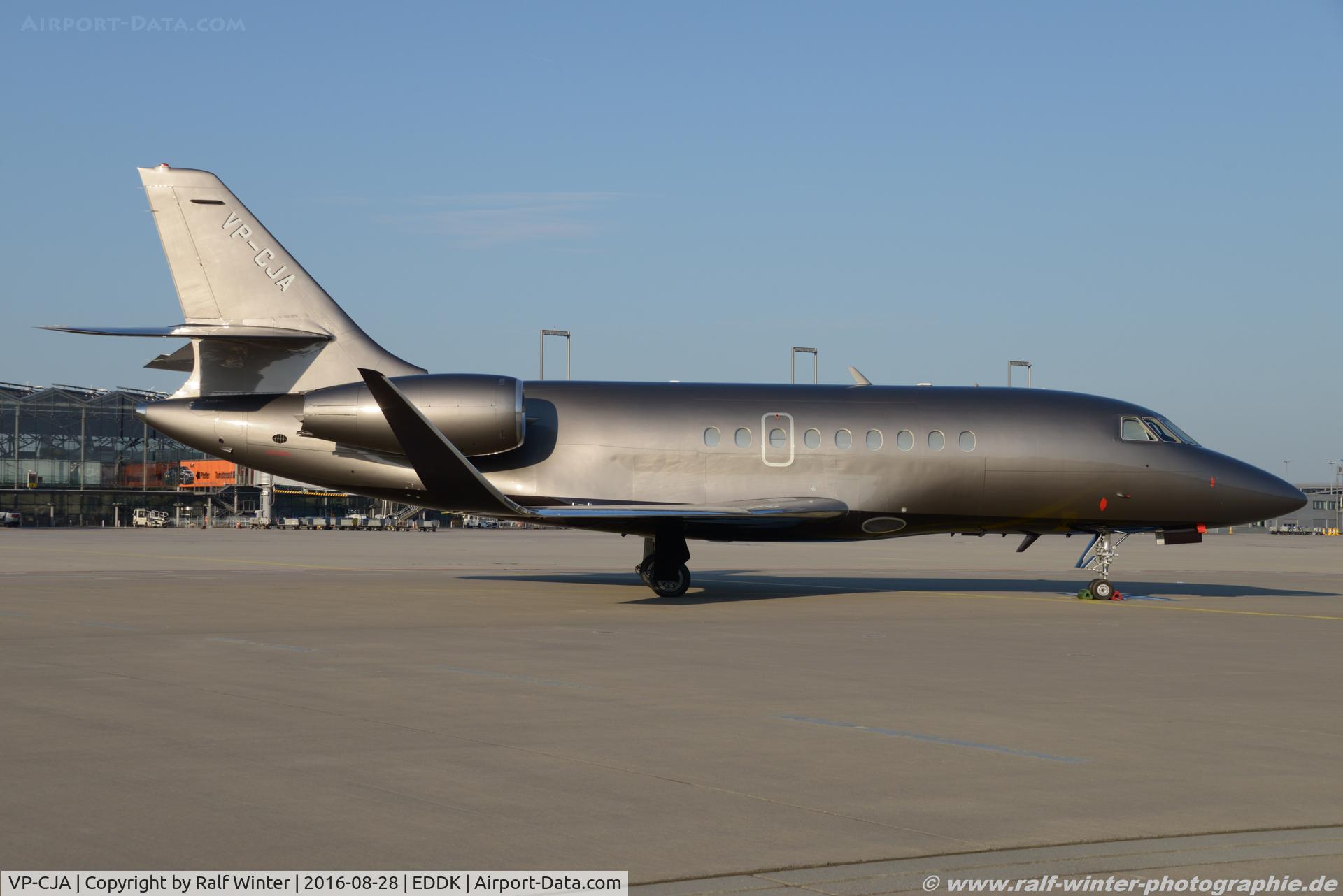 VP-CJA, 1995 Dassault Falcon 2000 C/N 18, Dassault Falcon 2000 - EAT Executive Air Transport - 18 - VP-CJA - 28.08.2016 - CGN