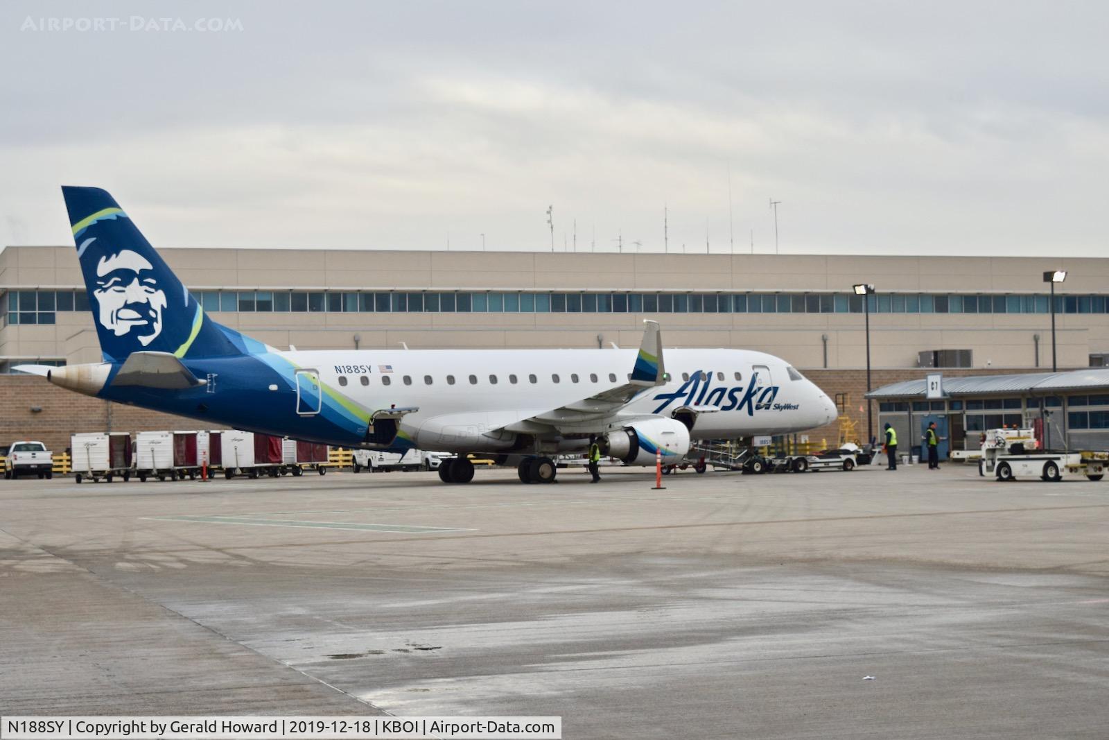 N188SY, 2016 Embraer 175LR (ERJ-170-200LR) C/N 17000628, Parked at the gate.