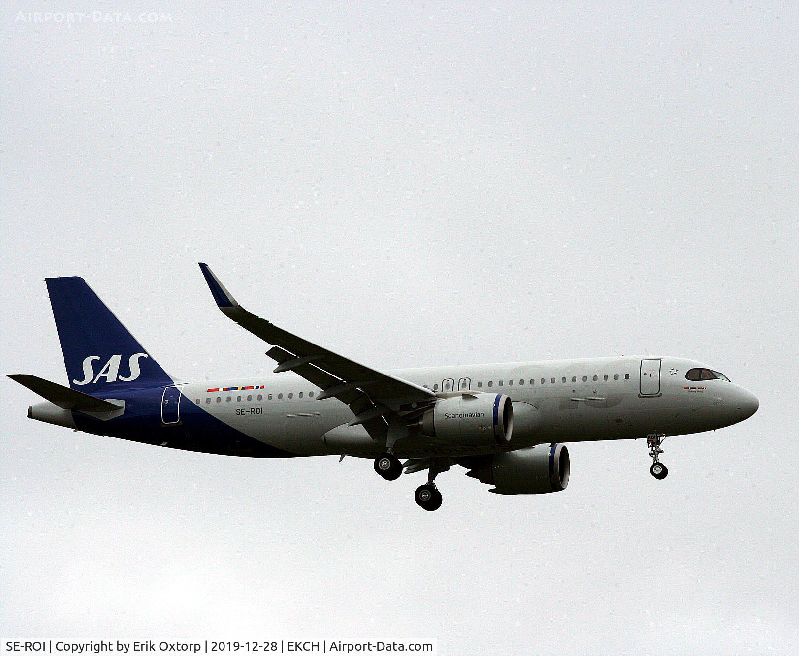 SE-ROI, 2019 Airbus A320-251N C/N 9247, Another new SAS A320-251N landing rw 04L