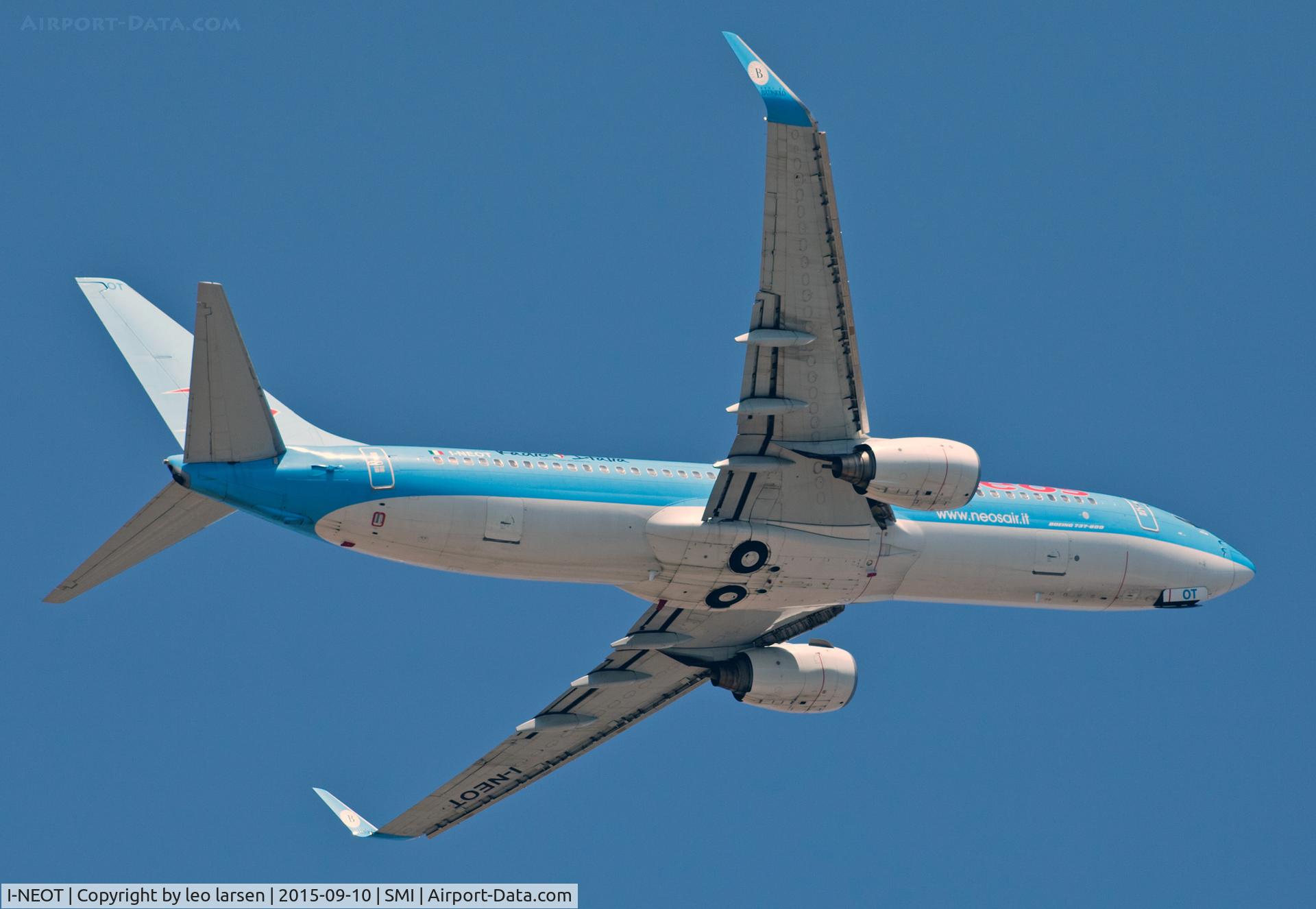 I-NEOT, 2002 Boeing 737-86N C/N 33004, Samos 10.9.2015