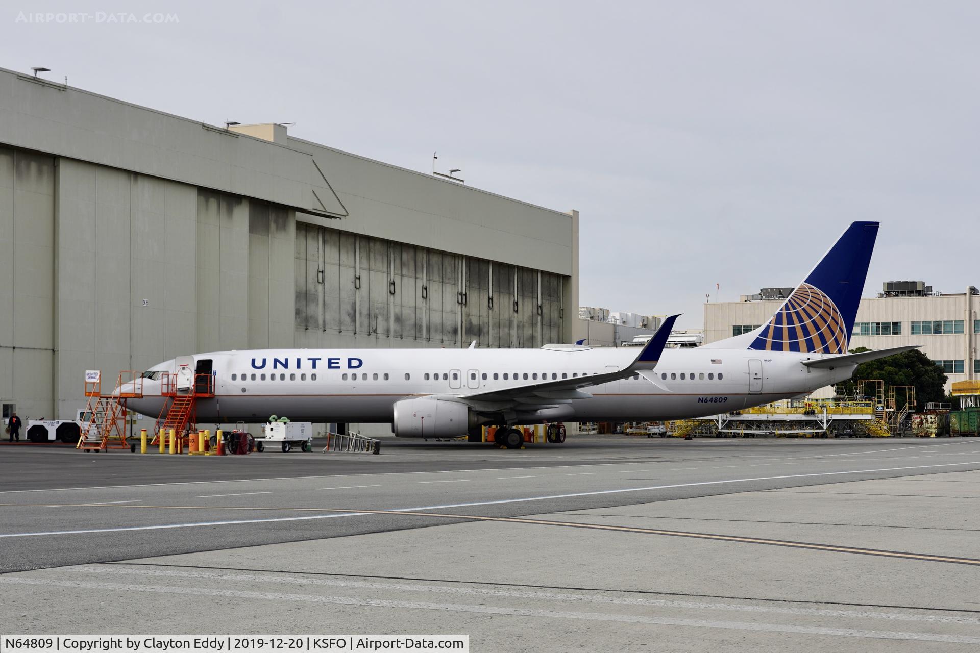 N64809, 2013 Boeing 737-924/ER C/N 42821, SFO 2019.