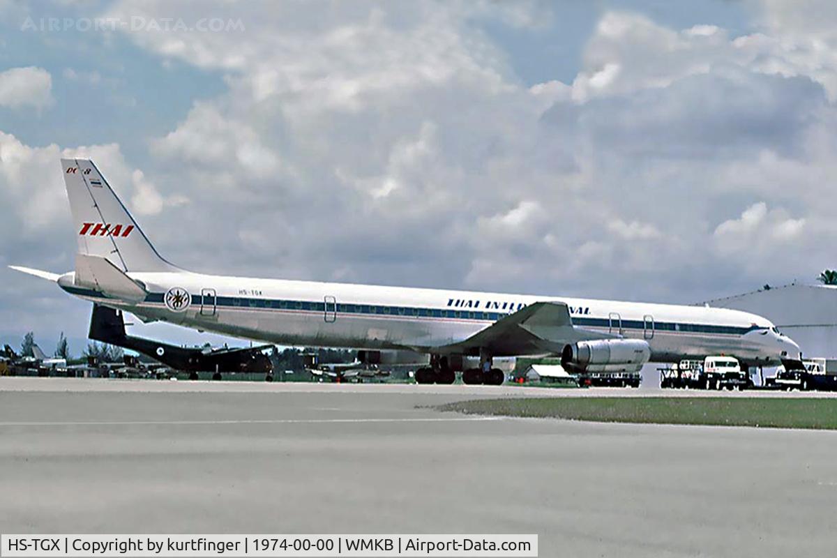 HS-TGX, 1968 Douglas DC-8-63 C/N 45923, Douglas DC-8-63 HS-TGX Thai International. Butterworth Malaysia 1974.