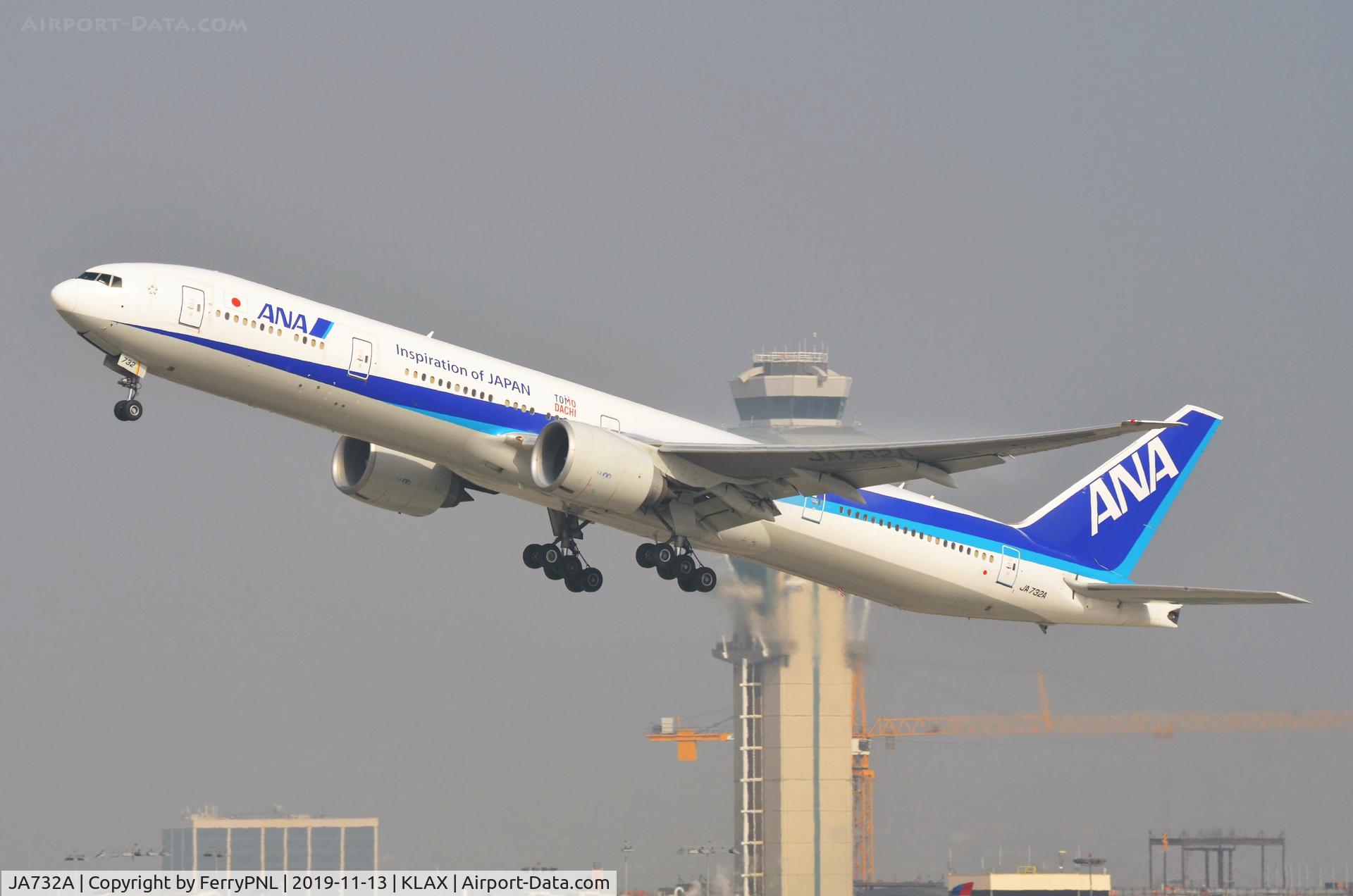 JA732A, 2005 Boeing 777-381/ER C/N 27038, ANA B773 taking-off