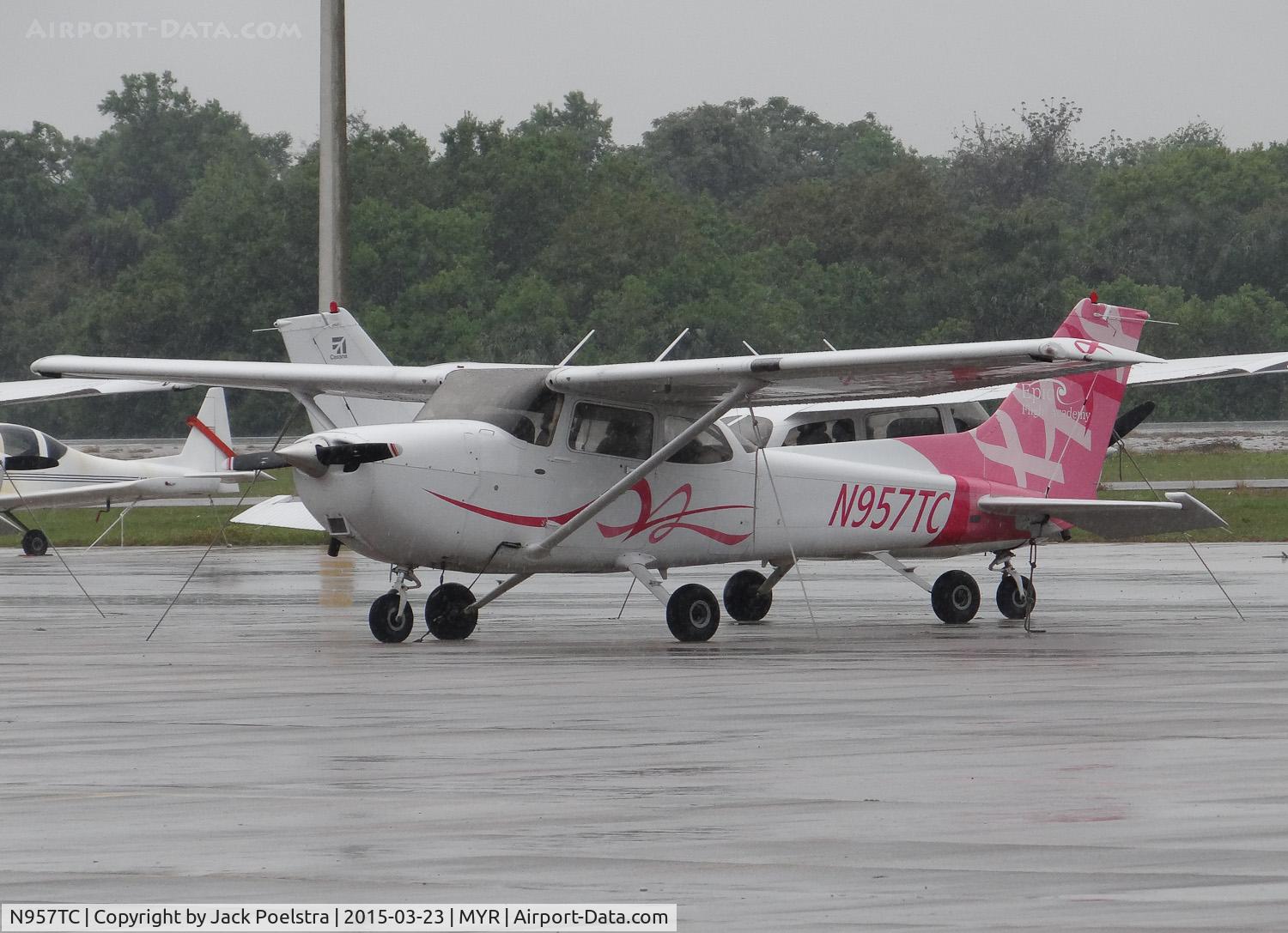 N957TC, 2005 Cessna 172S C/N 172S9957, N957TC of Epic Flight Academy