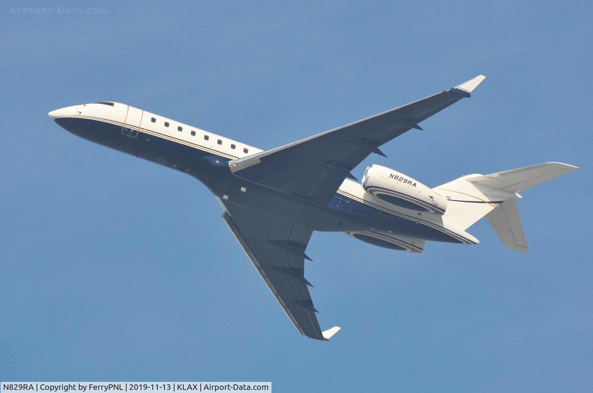 N829RA, 1999 Bombardier BD-700-1A10 Global Express C/N 9029, R66 Leasing BD700 departing LAX