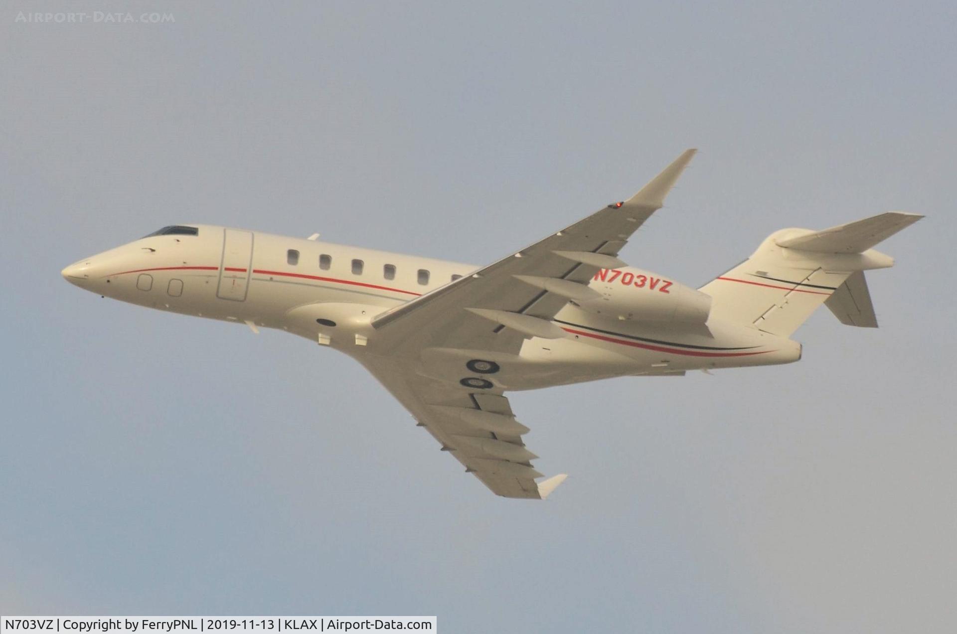 N703VZ, 2008 Bombardier Challenger 300 (BD-100-1A10) C/N 20199, CL350 departing LAX,  cn 20661