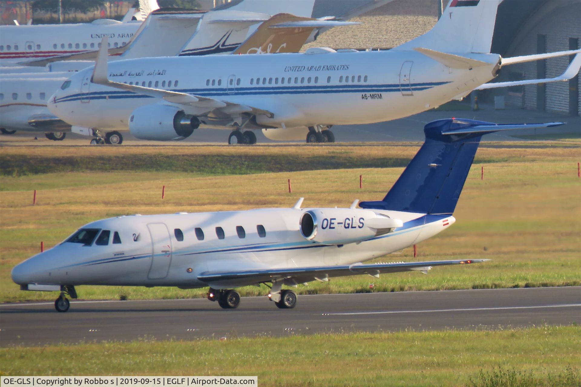 OE-GLS, 1999 Cessna 650 Citation VII C/N 650-7110, OE-GLS seen at Farnborough Airport.
