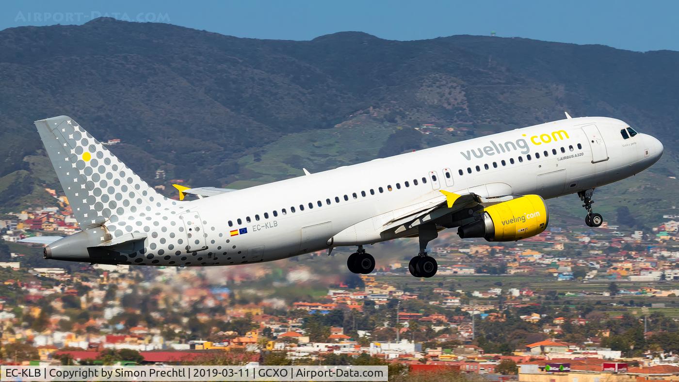EC-KLB, 2007 Airbus A320-214 C/N 3321, EC-KLB @ Temerife Norte Airport
