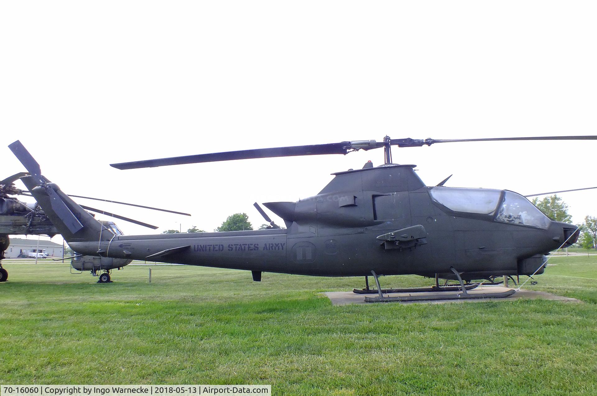 70-16060, 1970 Bell AH-1S Cobra C/N 21004, Bell AH-1S Cobra at the Museum of the Kansas National Guard, Topeka KS