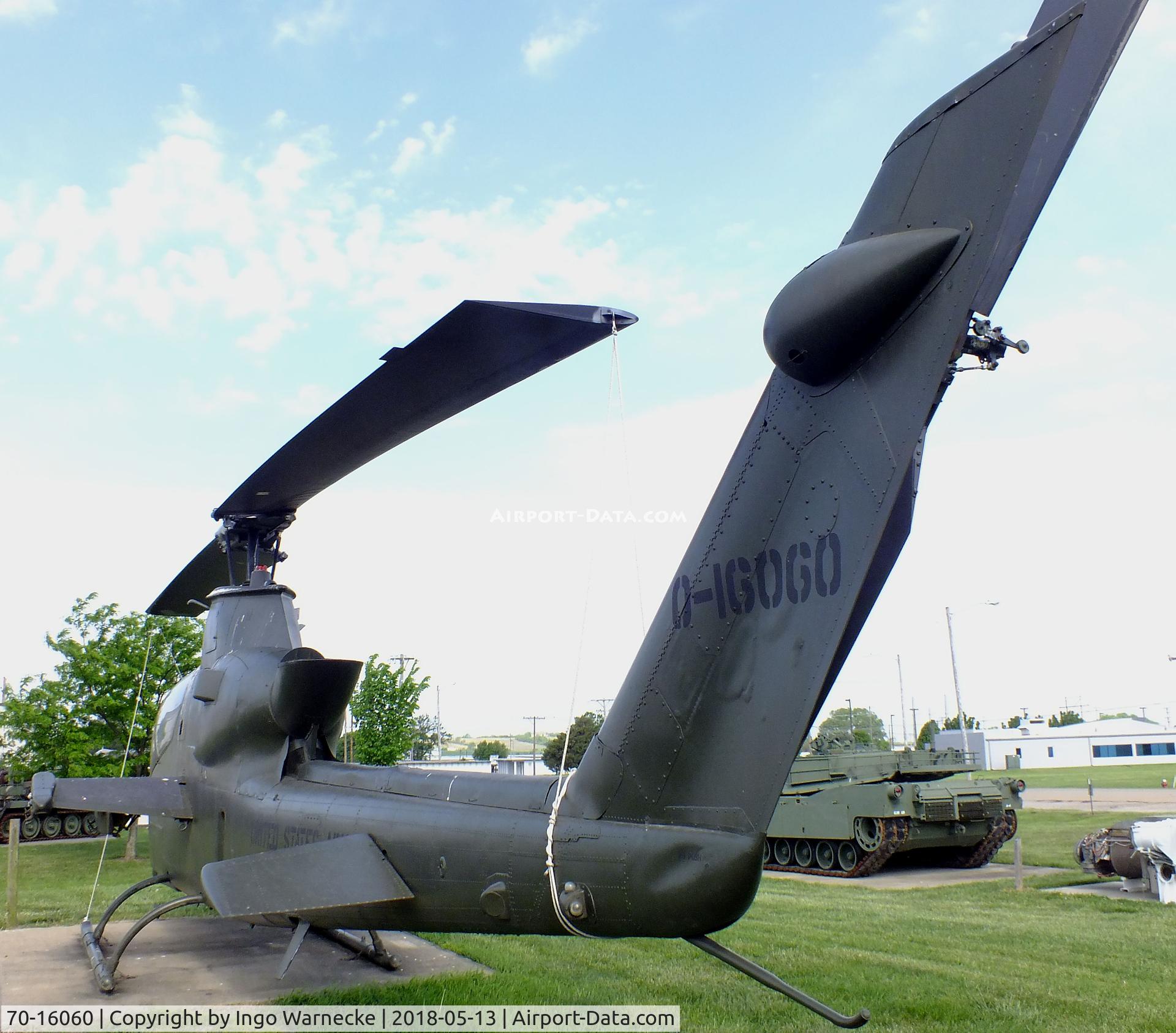 70-16060, 1970 Bell AH-1S Cobra C/N 21004, Bell AH-1S Cobra at the Museum of the Kansas National Guard, Topeka KS