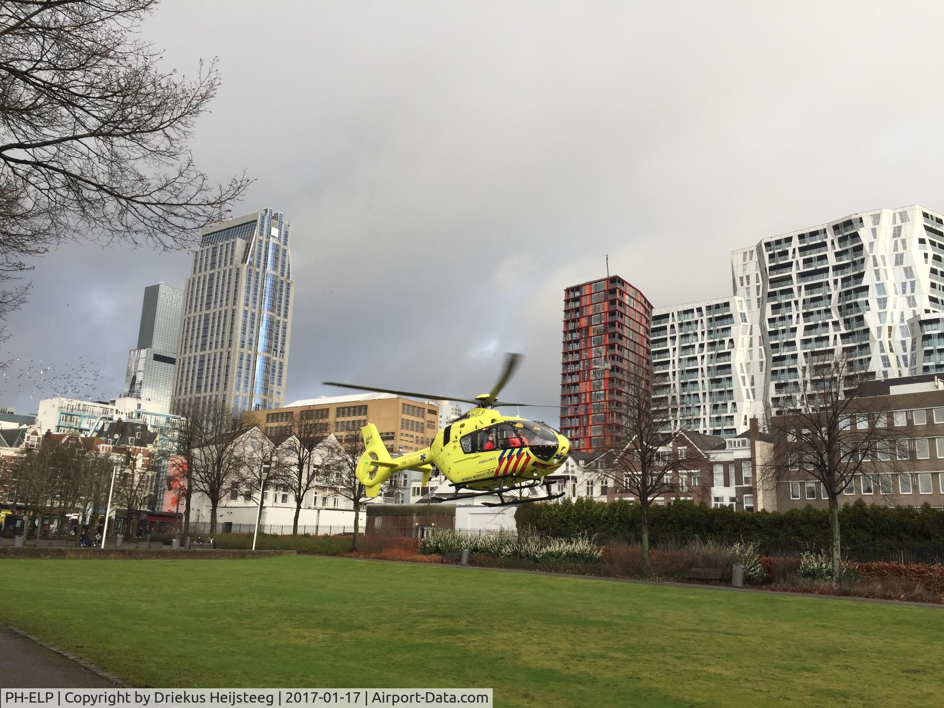 PH-ELP, 2004 Eurocopter EC-135T-2 C/N 0370, West Kruiskade Rotterdam