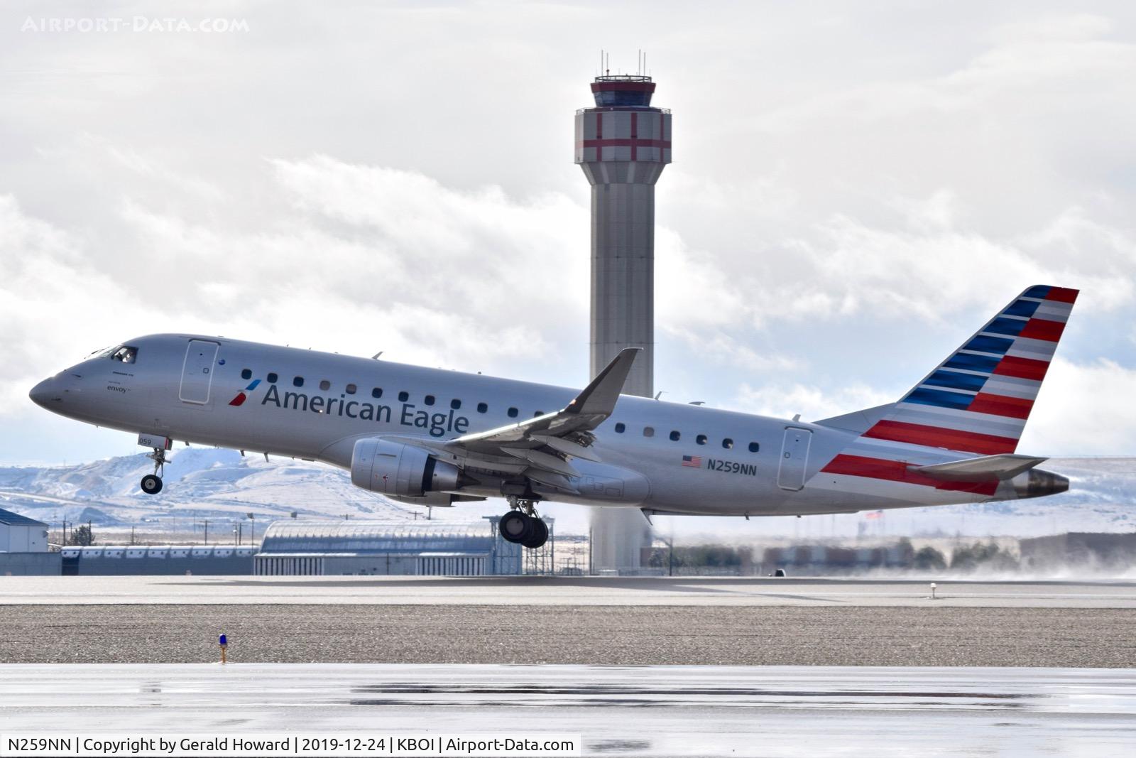 N259NN, 2017 Embraer 175LR (ERJ-170-200LR) C/N 17000682, Take off 10L.