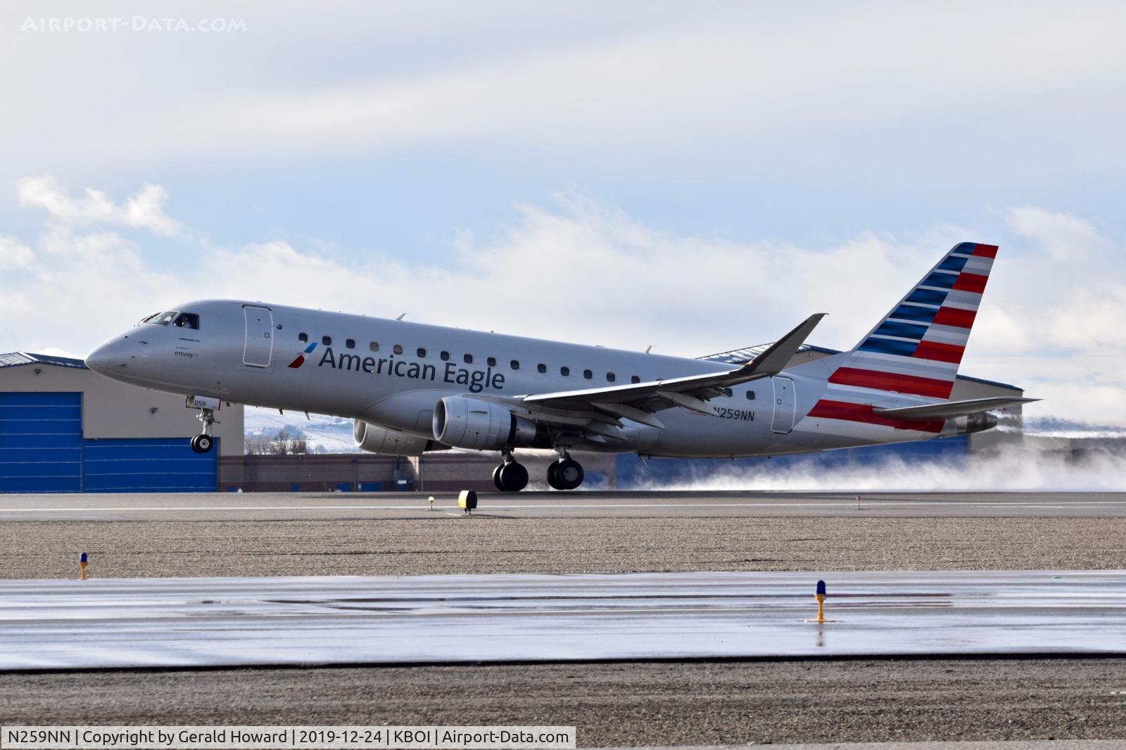 N259NN, 2017 Embraer 175LR (ERJ-170-200LR) C/N 17000682, Take off 10L.