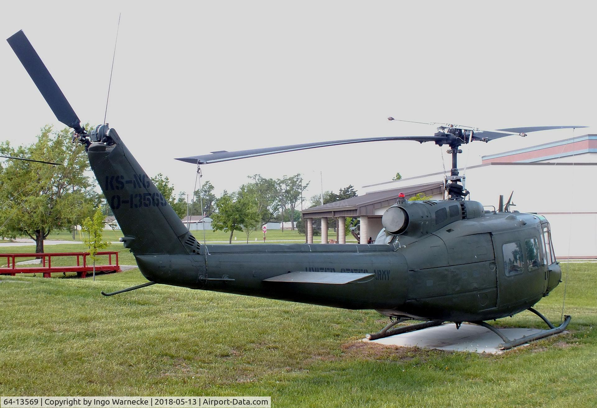 64-13569, 1965 Bell UH-1H Iroquois C/N 4276, Bell UH-1H Iroquois at the Museum of the Kansas National Guard, Topeka KS