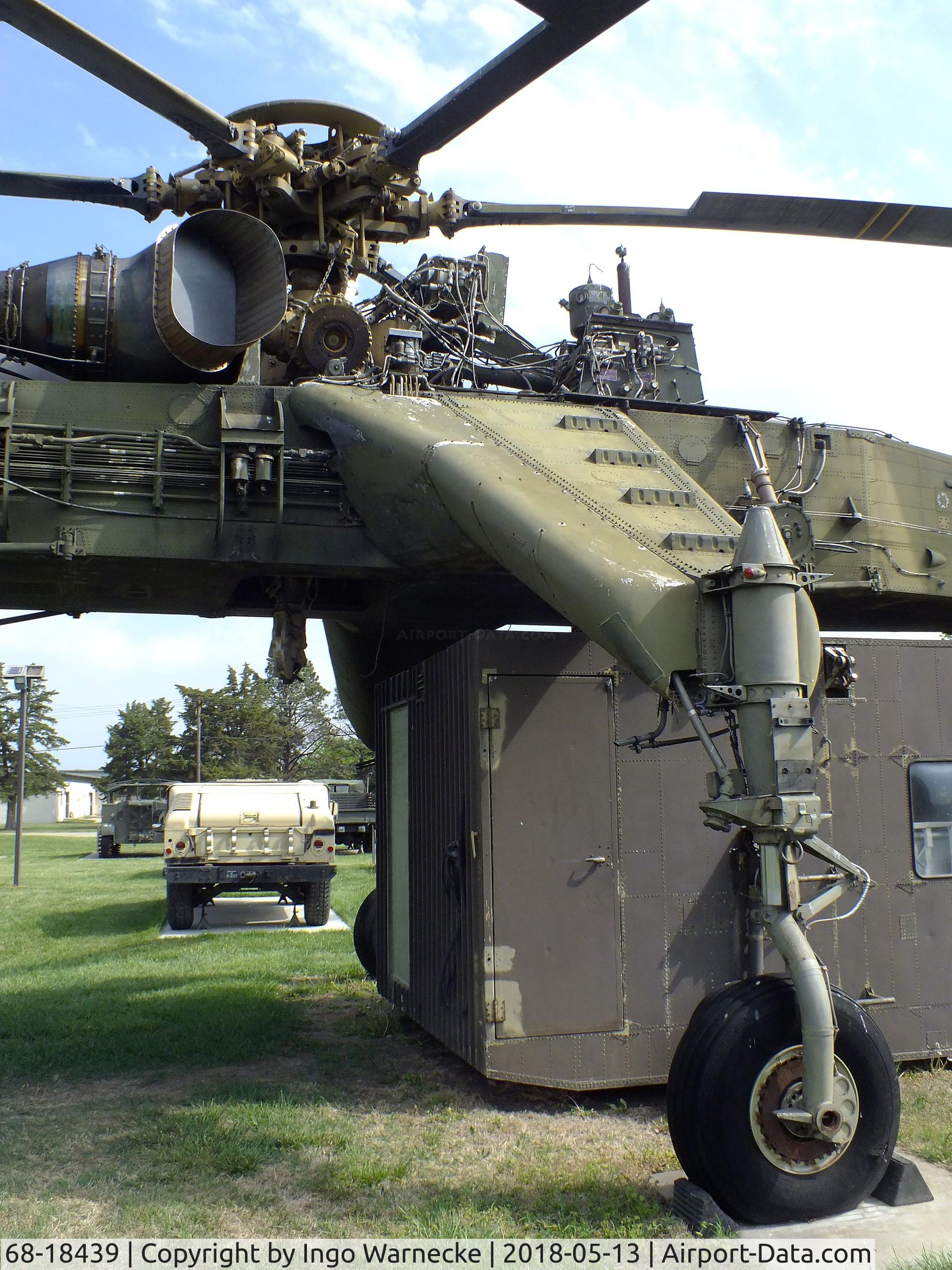 68-18439, 1968 Sikorsky CH-54A Tarhe C/N 64.041, Sikorsky CH-54A Tarhe at the Museum of the Kansas National Guard, Topeka KS