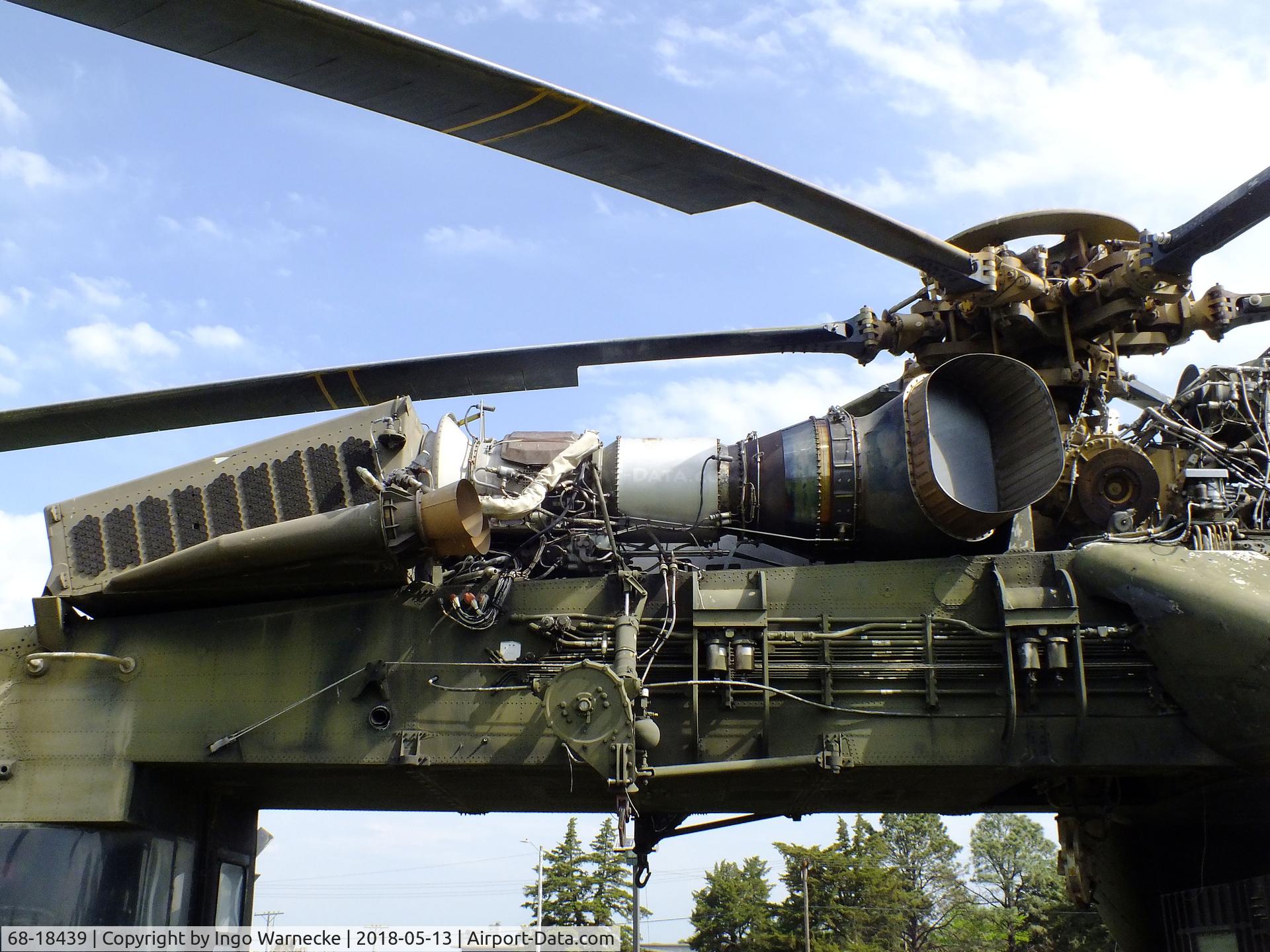 68-18439, 1968 Sikorsky CH-54A Tarhe C/N 64.041, Sikorsky CH-54A Tarhe at the Museum of the Kansas National Guard, Topeka KS