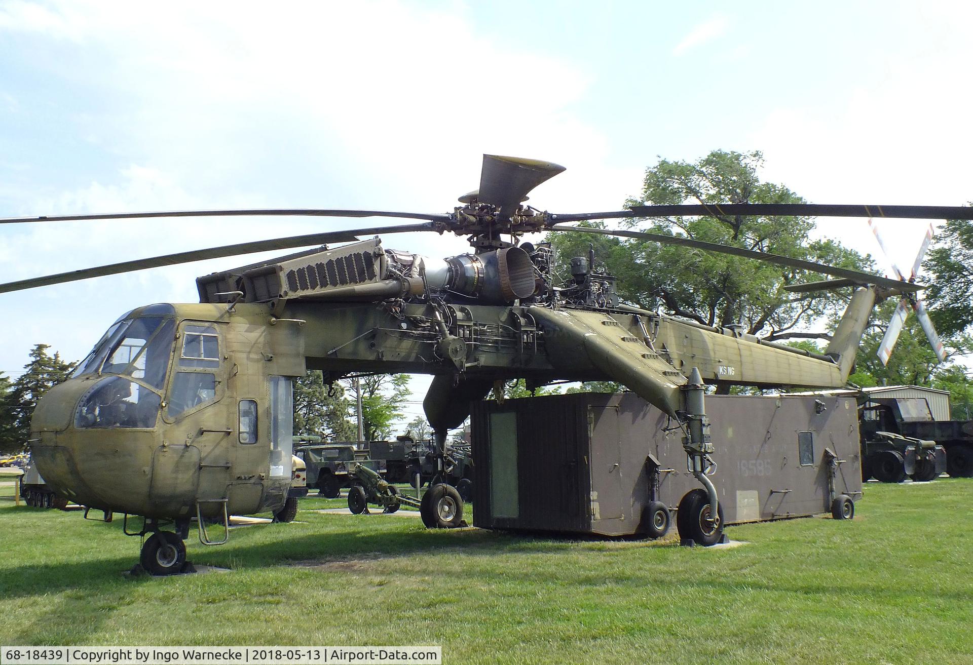 68-18439, 1968 Sikorsky CH-54A Tarhe C/N 64.041, Sikorsky CH-54A Tarhe at the Museum of the Kansas National Guard, Topeka KS