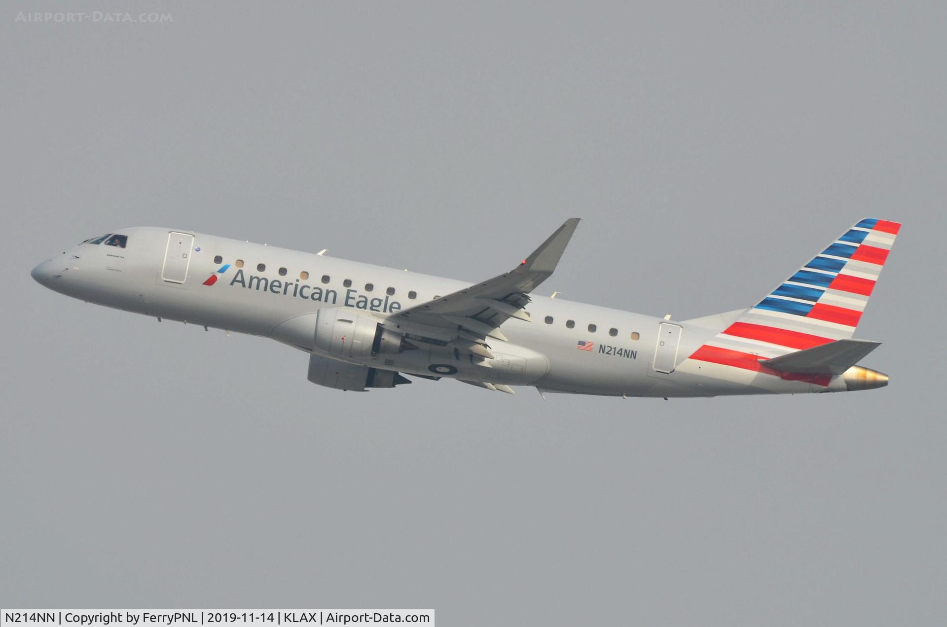 N214NN, 2015 Embraer 175LR (ERJ-170-200LR) C/N 17000508, Take-off of American Eagle ERJ175