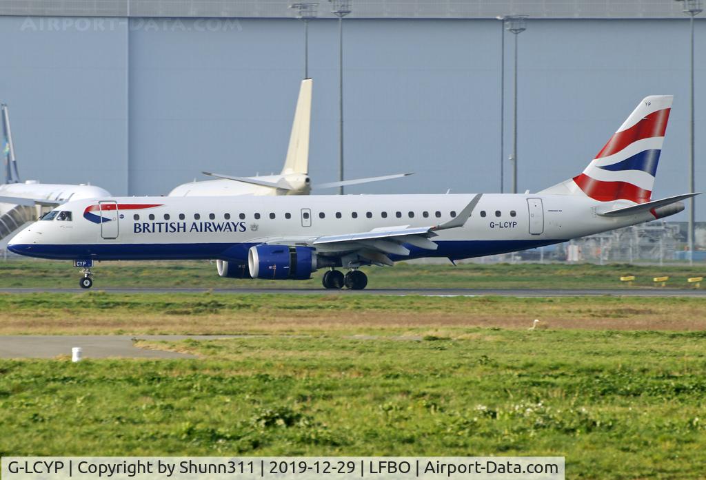 G-LCYP, 2011 Embraer 190SR (ERJ-190-100SR) C/N 19000443, Landing rwy 14R