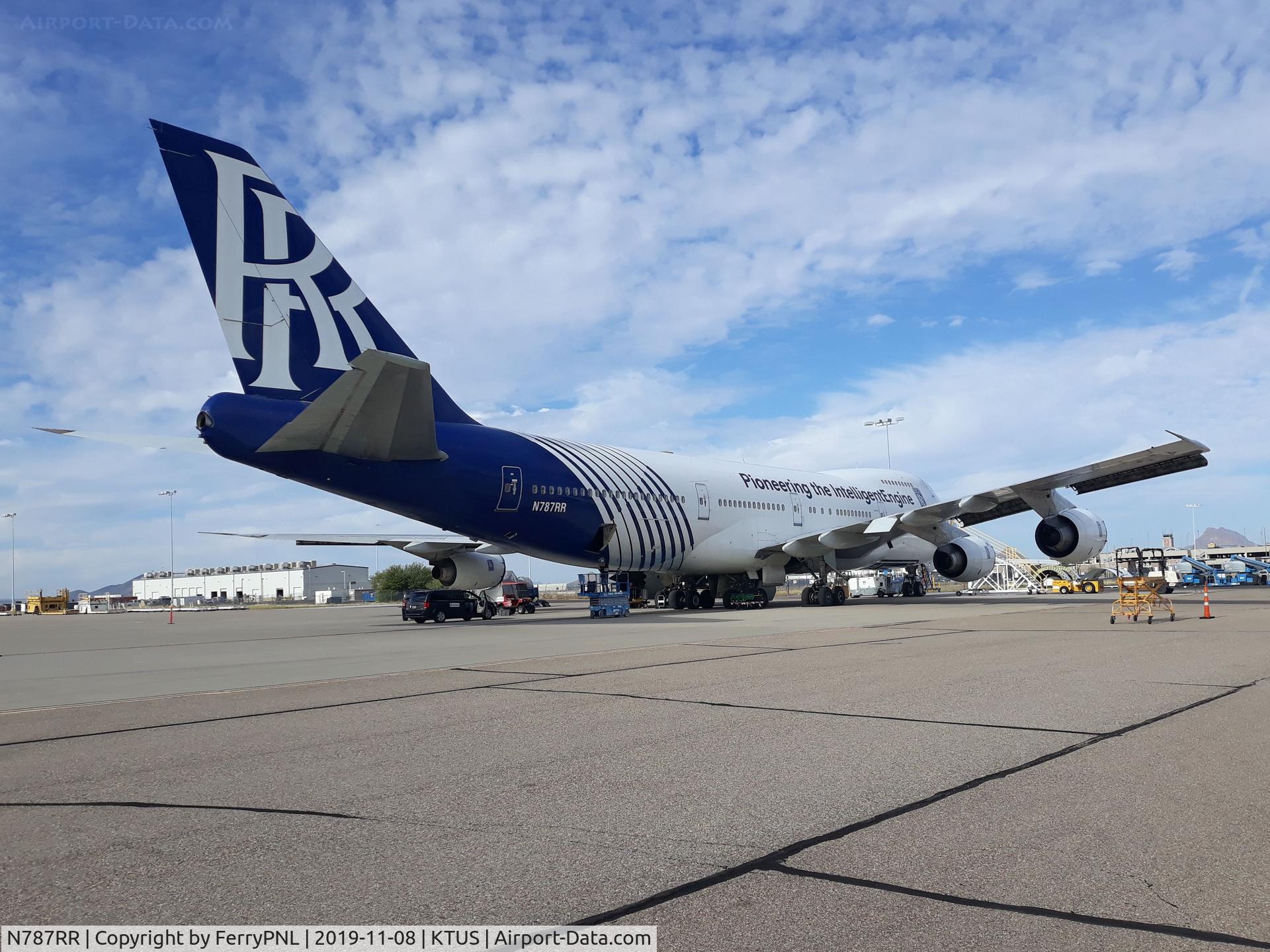 N787RR, 1980 Boeing 747-267B C/N 21966, Rolls Royce B742 testbed at its base in TUS