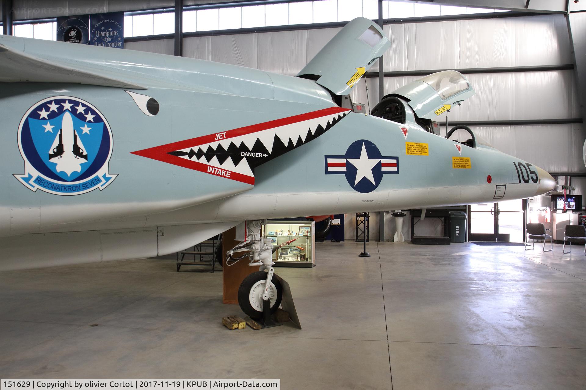 151629, North American RA-5C Vigilante C/N NA283-35, nice paint job