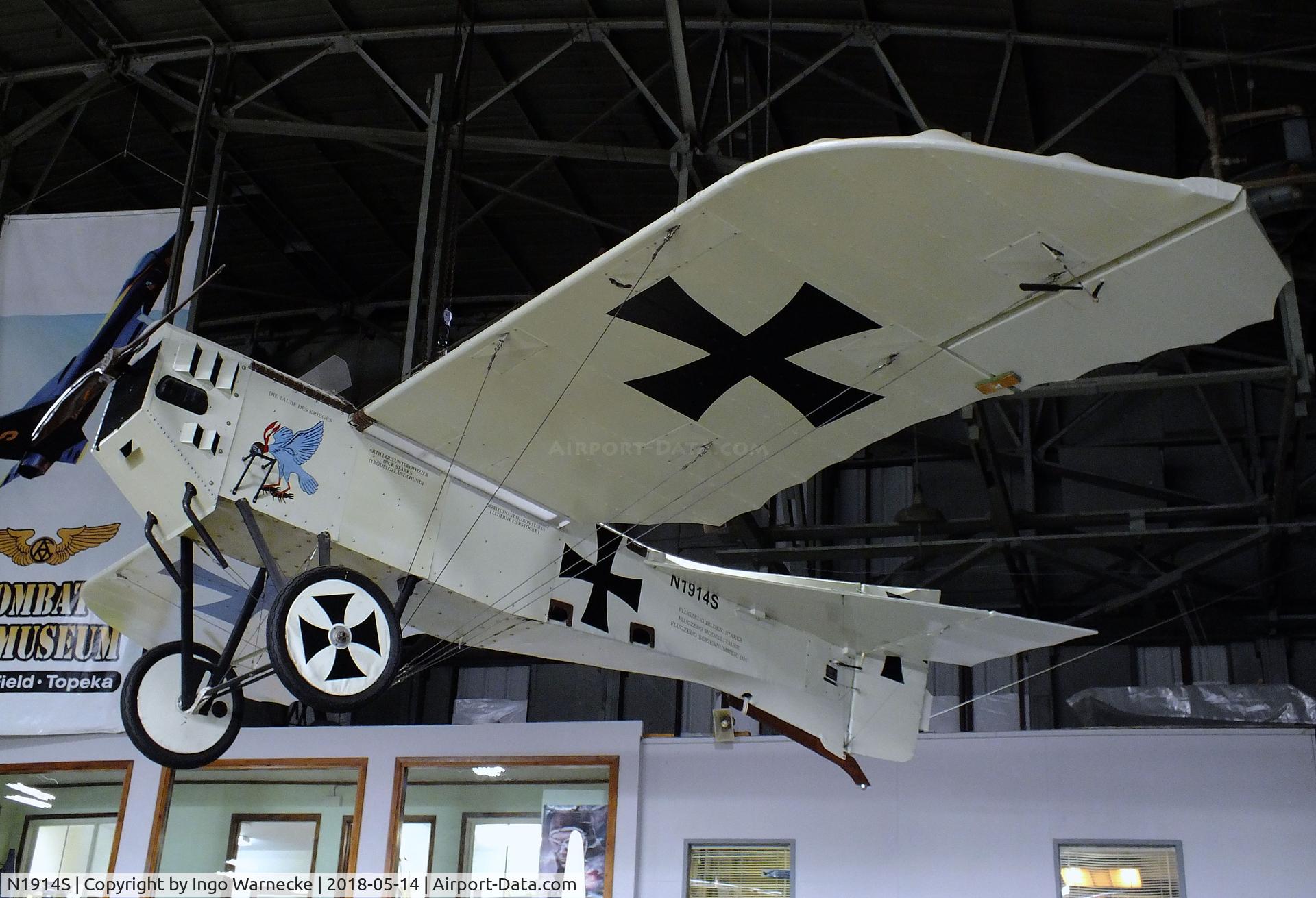 N1914S, 2003 Etrich Taube Taube C/N 001, Dick + Sharon Starks Taube (52% look-alike of a Rumpler Taube) at the Combat Air Museum, Topeka KS