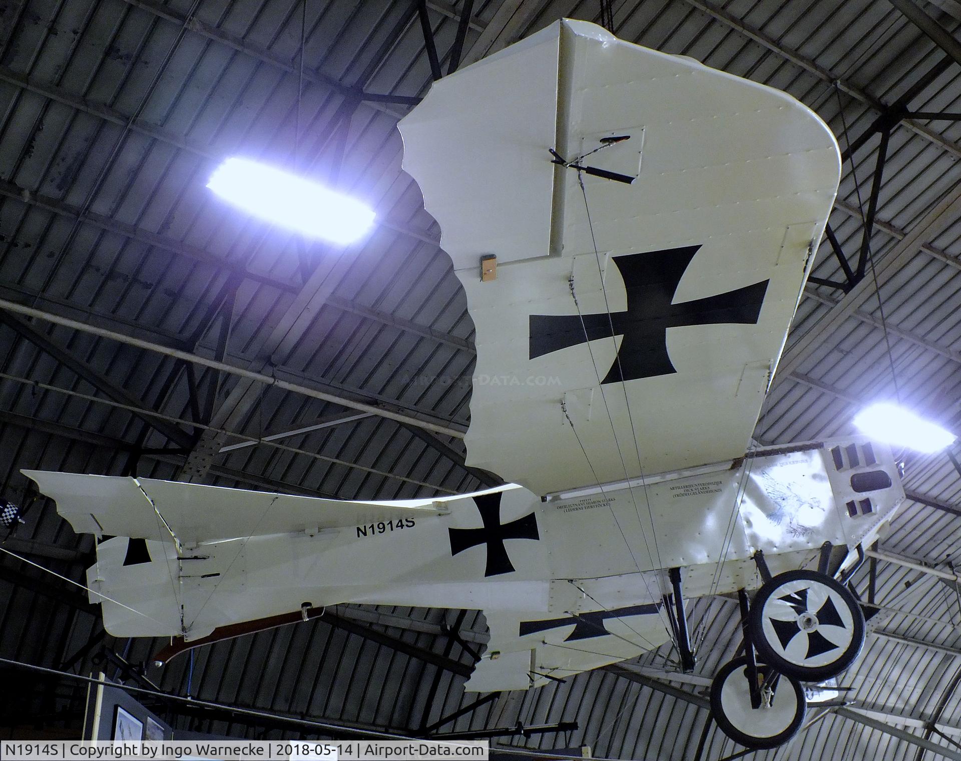 N1914S, 2003 Etrich Taube Taube C/N 001, Dick + Sharon Starks Taube (52% look-alike of a Rumpler Taube) at the Combat Air Museum, Topeka KS