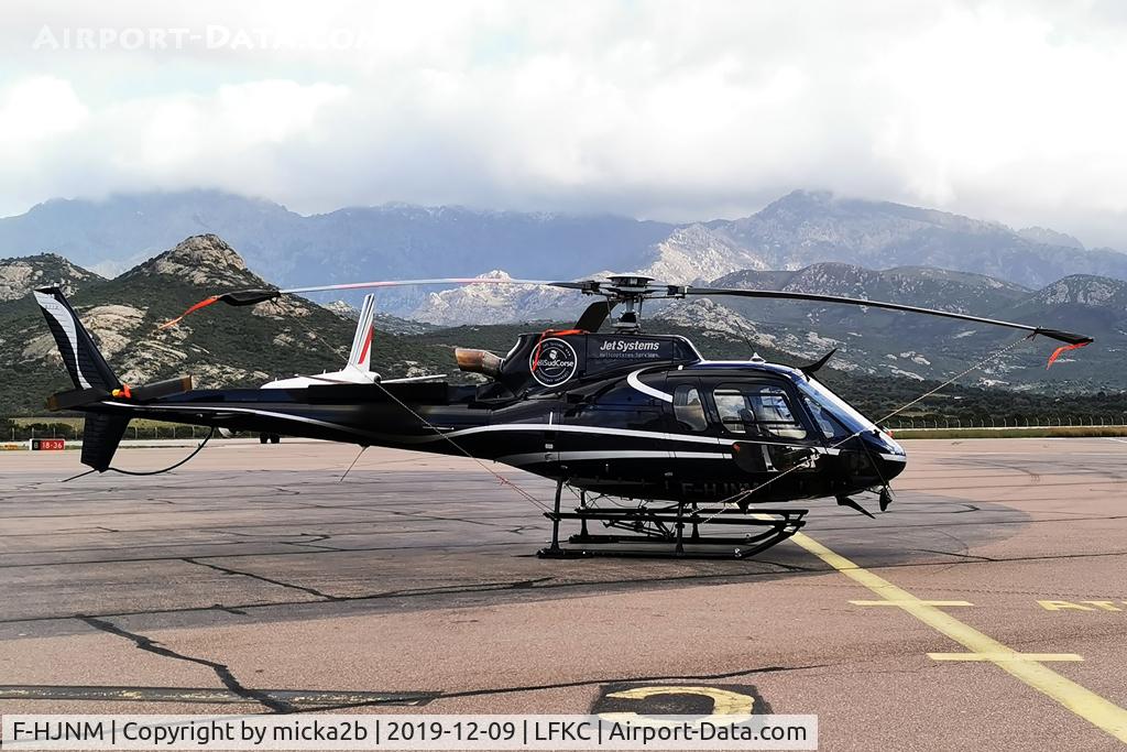 F-HJNM, 2019 Airbus Helicopters AS-350B-3 Ecureuil C/N 8718, Parked
